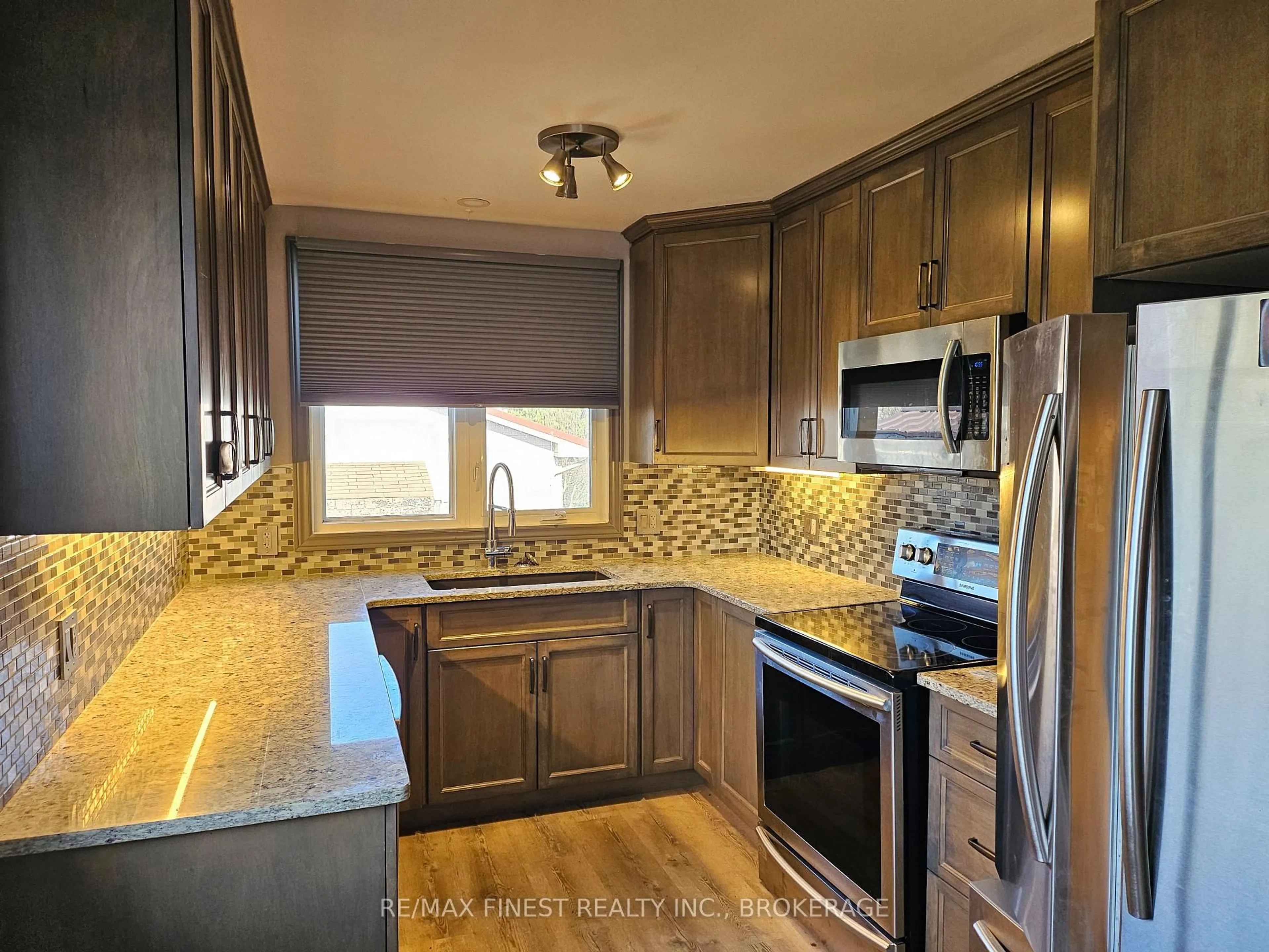 Unknown for 86 Chesterfield Dr, Loyalist Ontario K7N 1M2