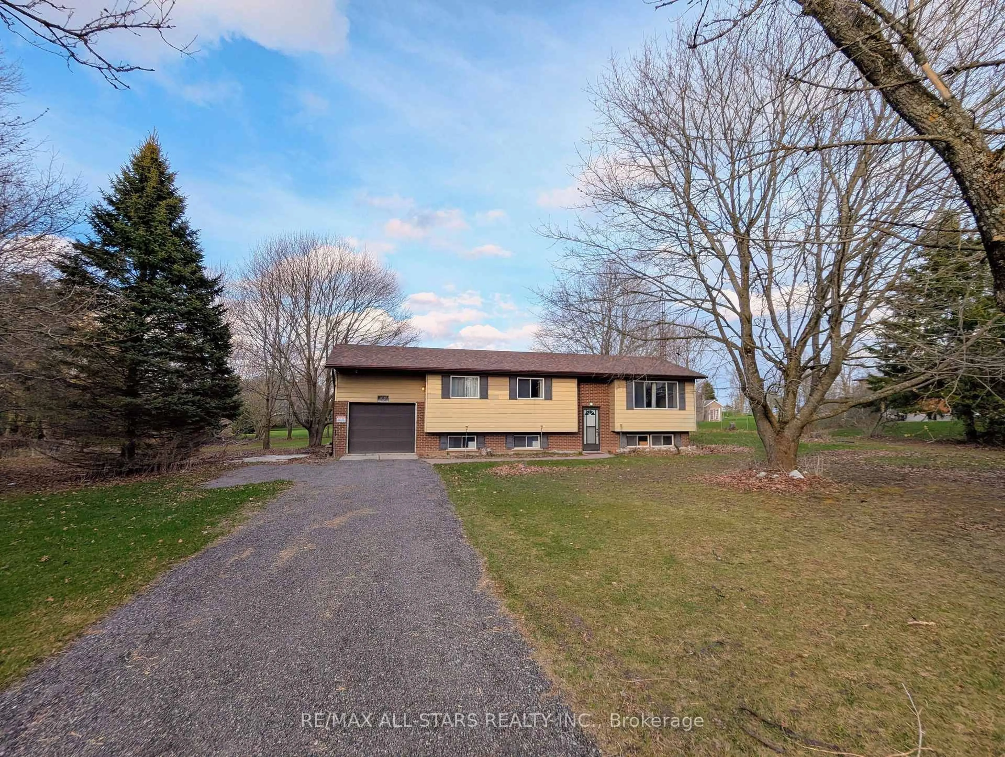 A pic from outside/outdoor area/front of a property/back of a property/a pic from drone, street for 23 Valley Rd, Cavan Monaghan Ontario L0A 1G0