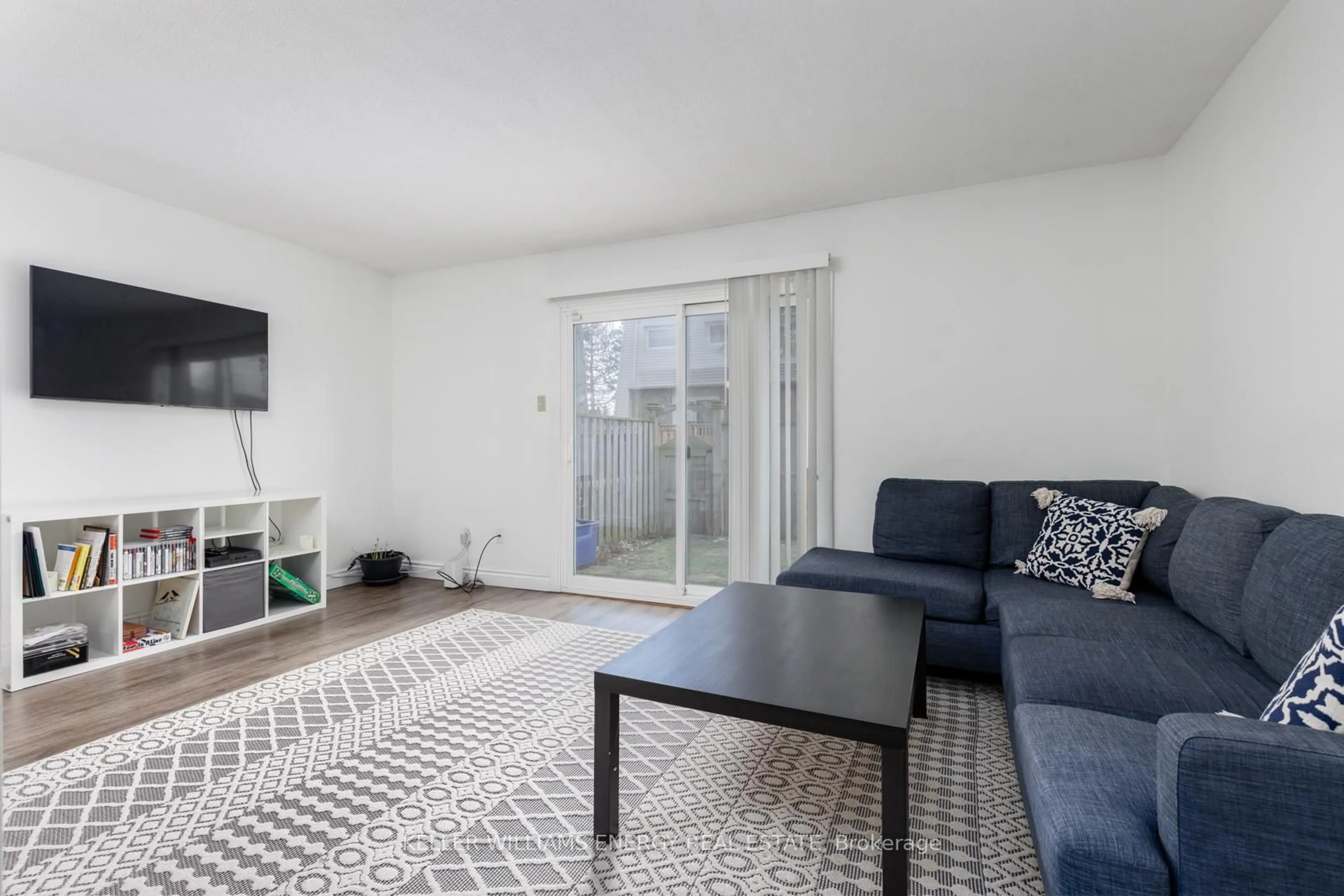 Living room with furniture, unknown for 660 Grey St #B, Brantford Ontario N3S 4Y4