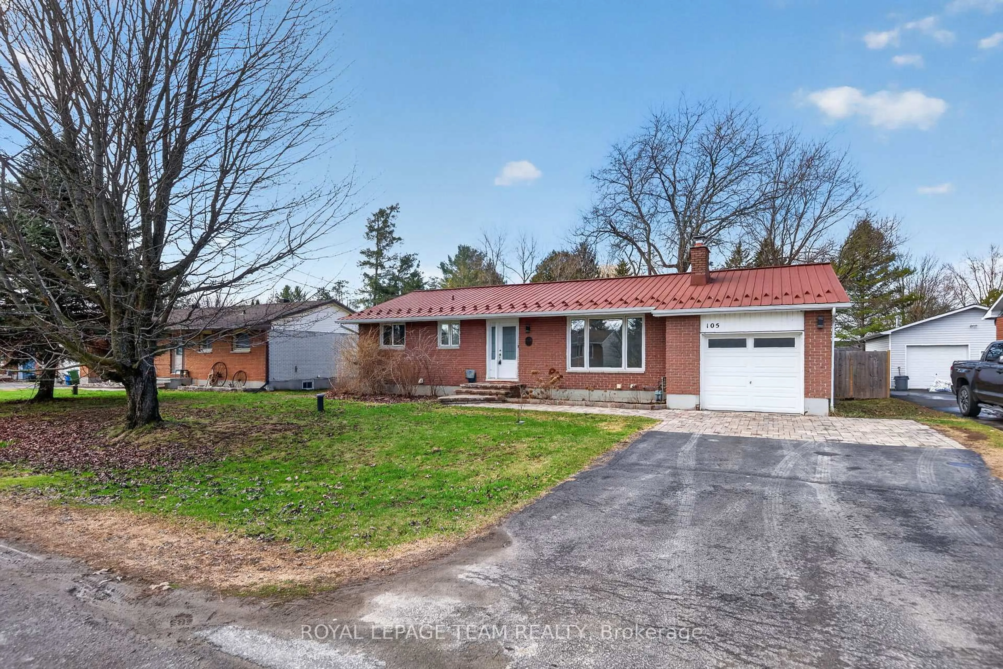 Home with brick exterior material, street for 105 Fortune St, Richmond Ontario K0A 2Z0