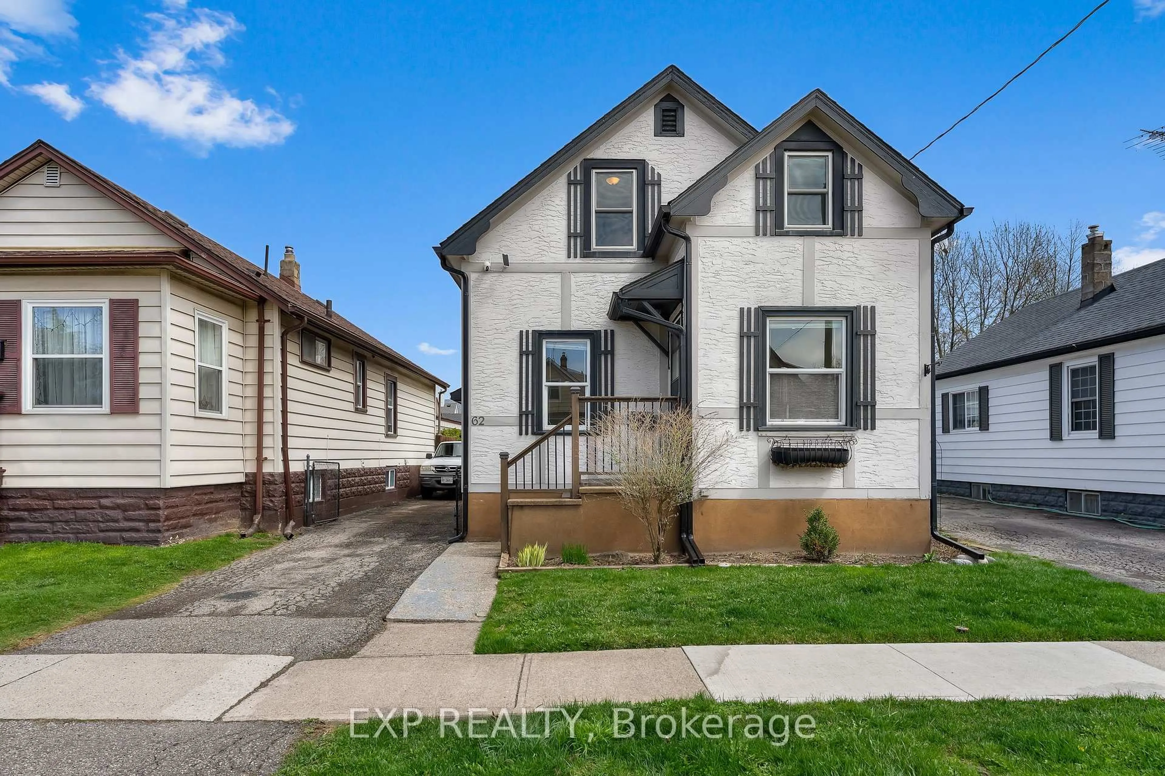 Unknown for 62 Rolls Ave, St. Catharines Ontario L2N 1W1