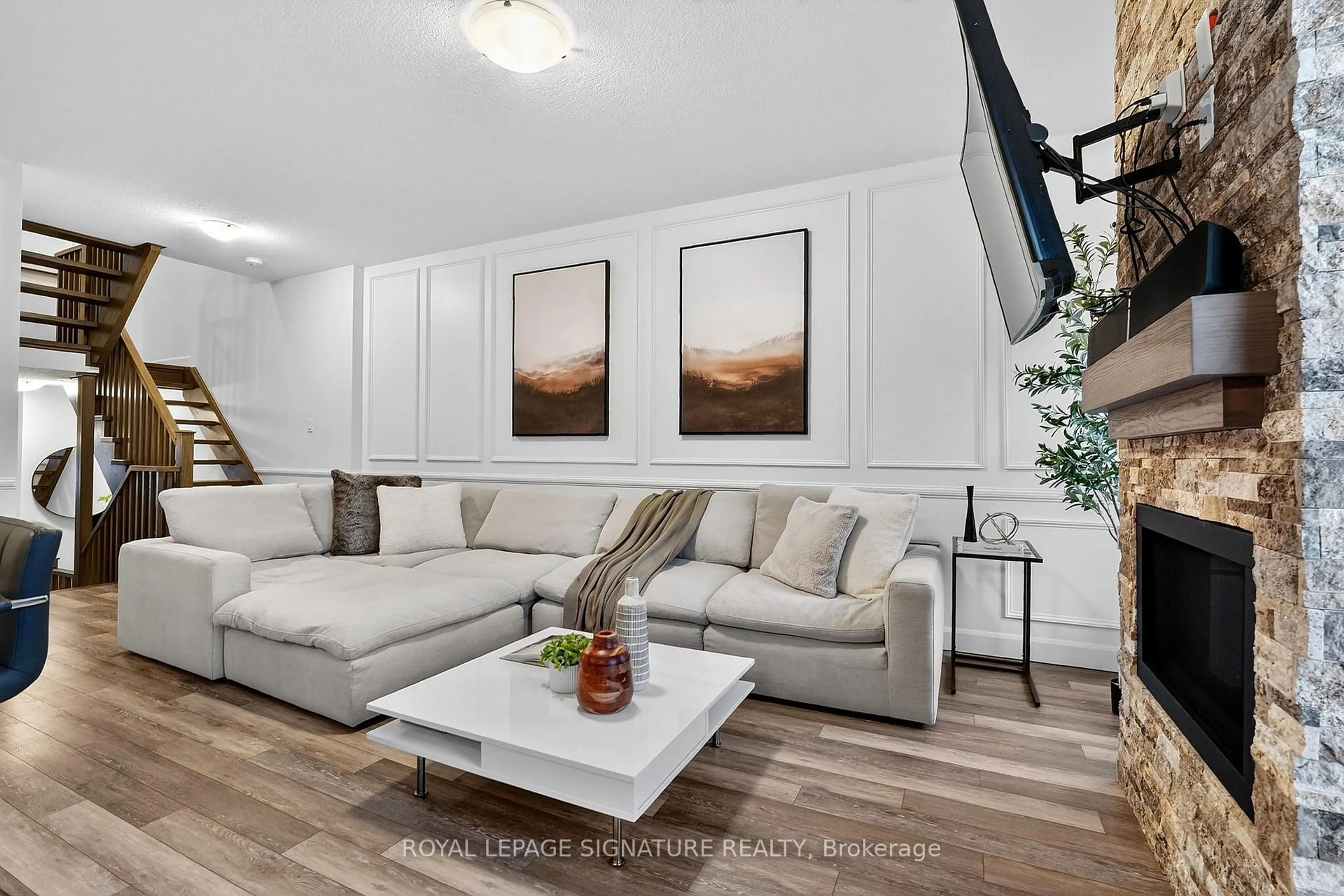 Living room with furniture, unknown for 24 CYCLONE Way, Fort Erie Ontario L0S 1B0