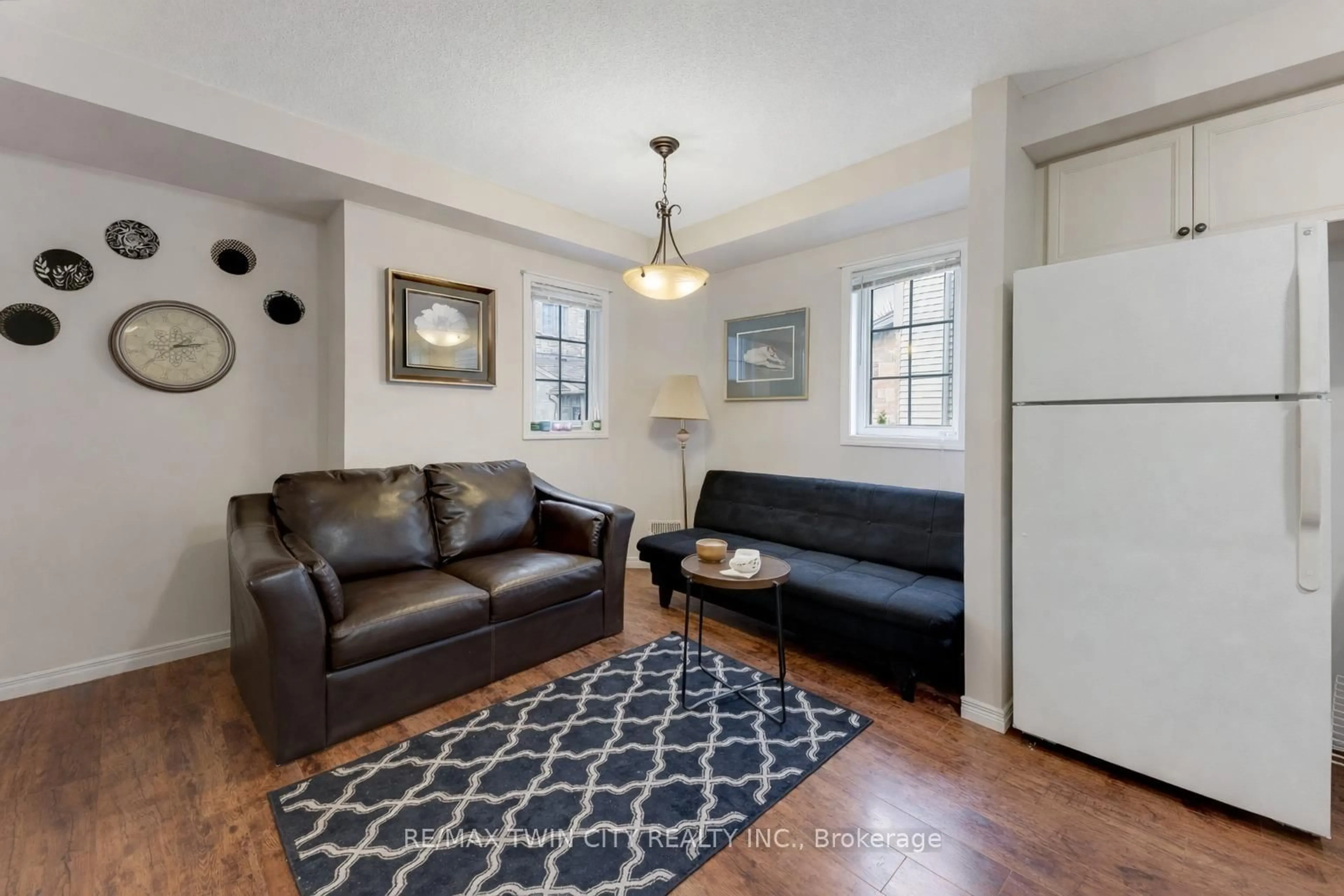 Living room with furniture, unknown for 931 Glasgow St #5B, Kitchener Ontario N2N 0B6