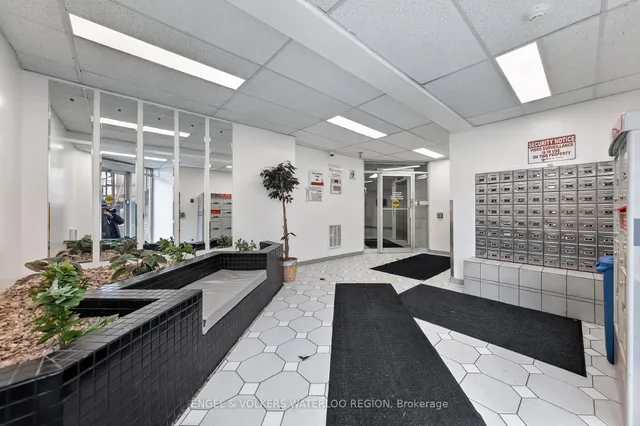 15 Hofstetter Ave #406, Kitchener 4