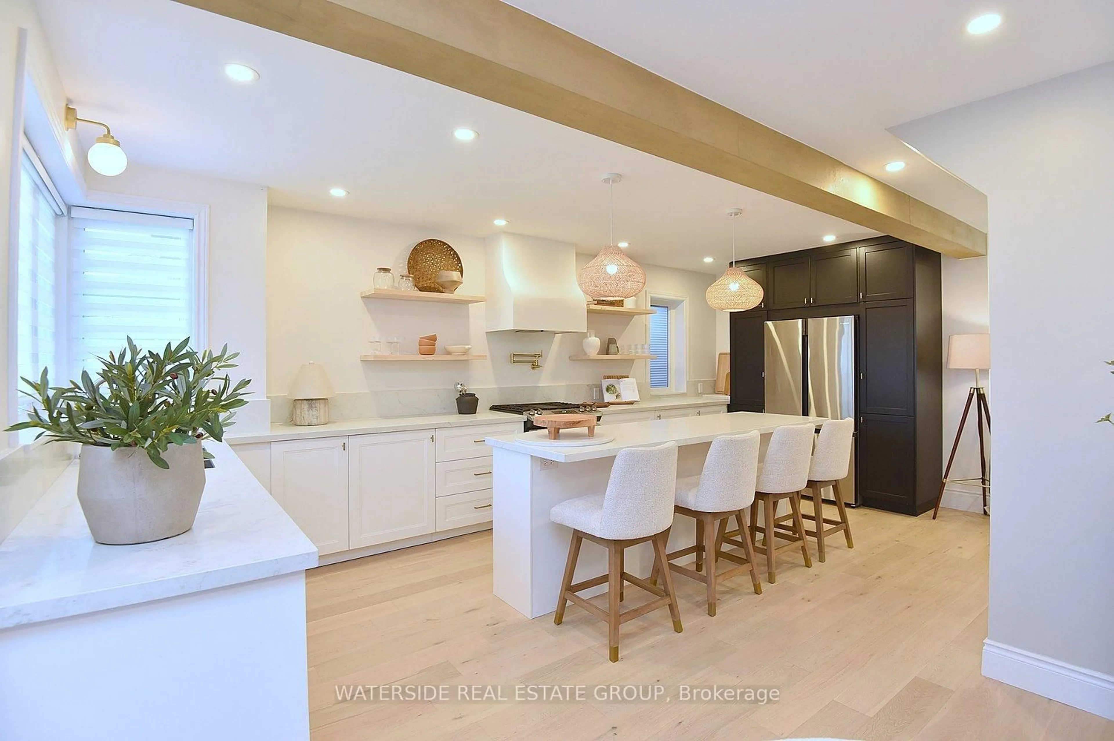 Open concept kitchen, ceramic/tile floor for 192 Homewood Ave, Hamilton Ontario L8P 2M5