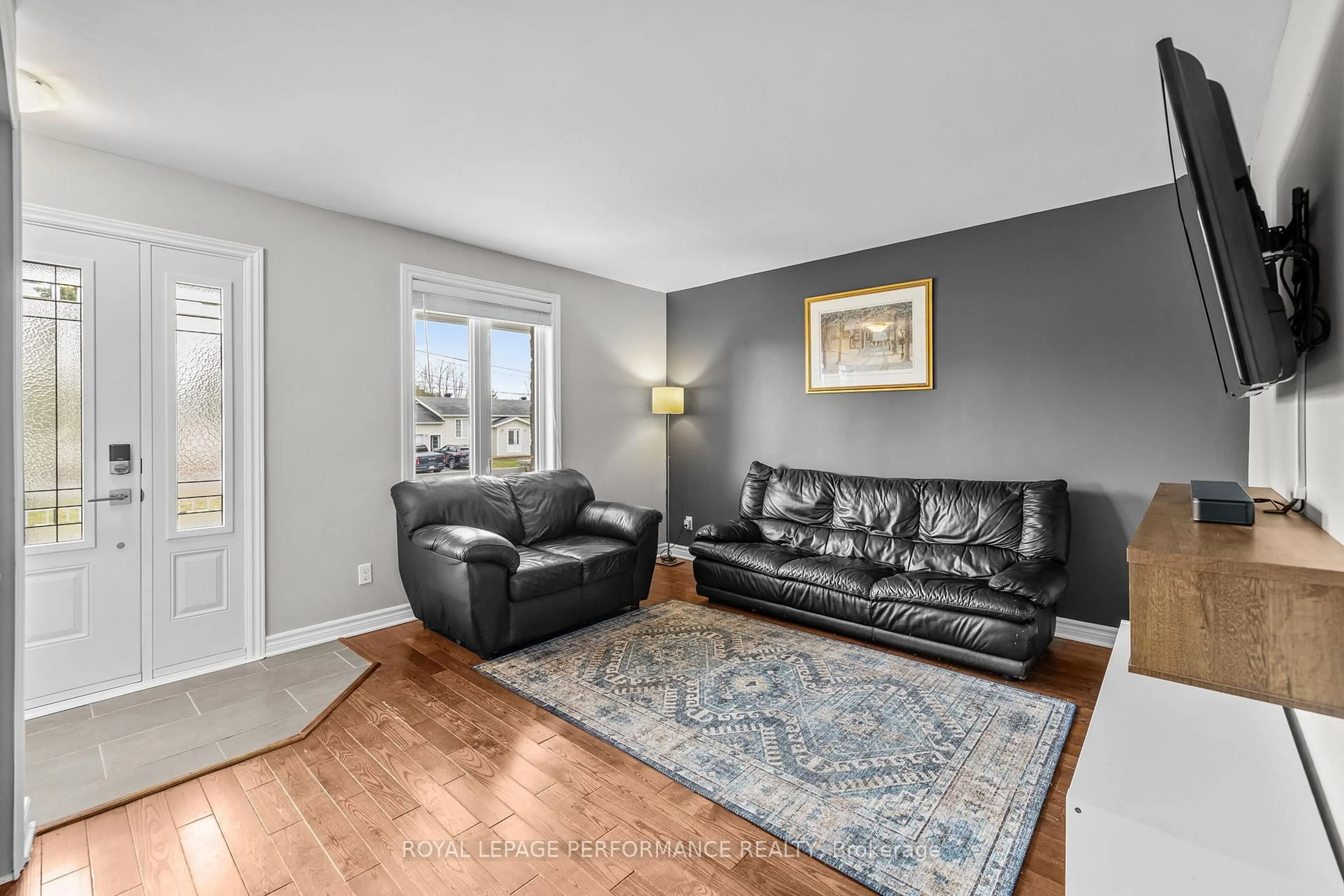 Living room with furniture, unknown for 14 Maria St, Casselman Ontario K0A 1M0