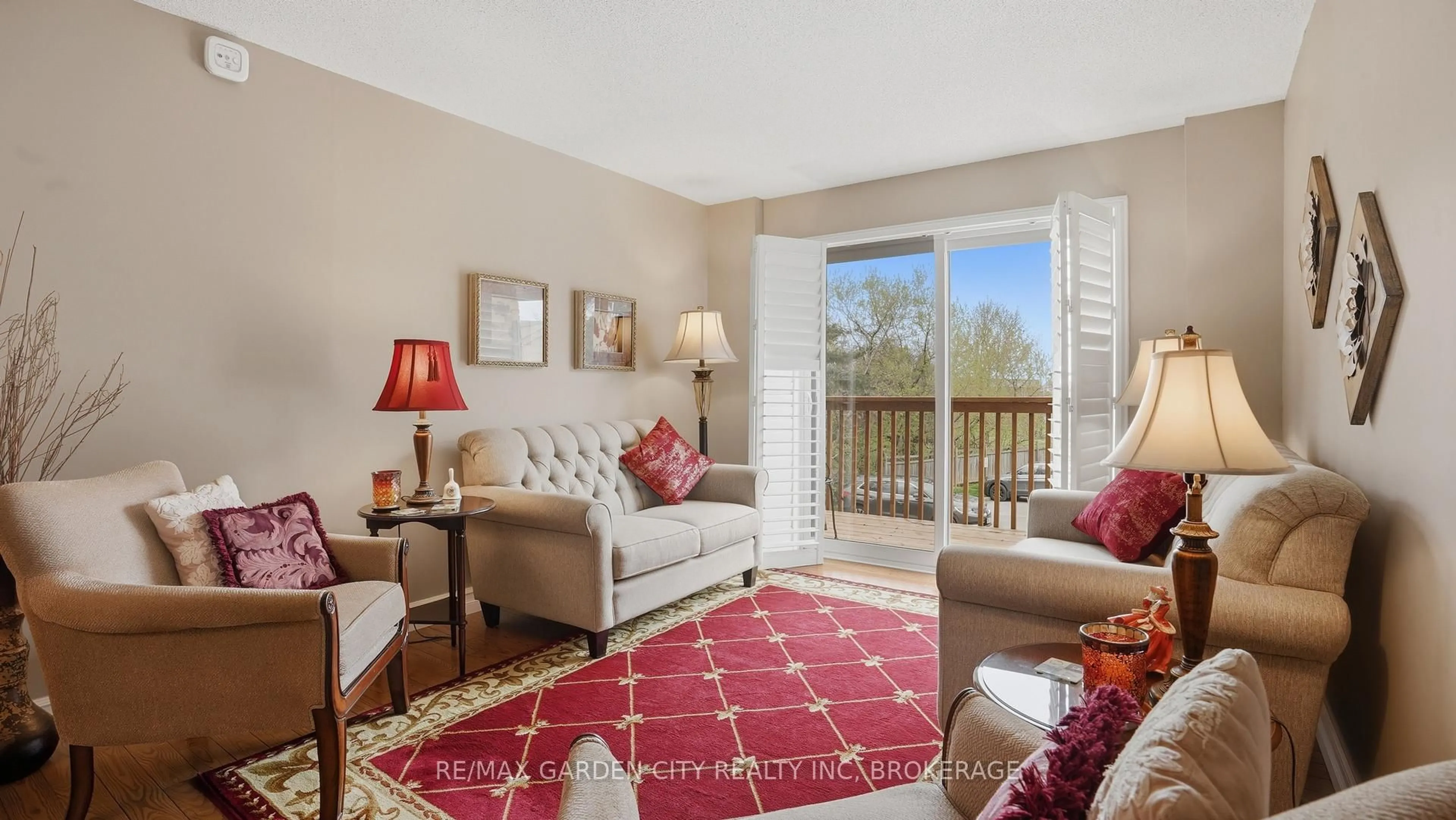 Living room with furniture, unknown for 178 Scott St #14, St. Catharines Ontario L2N 6Y5