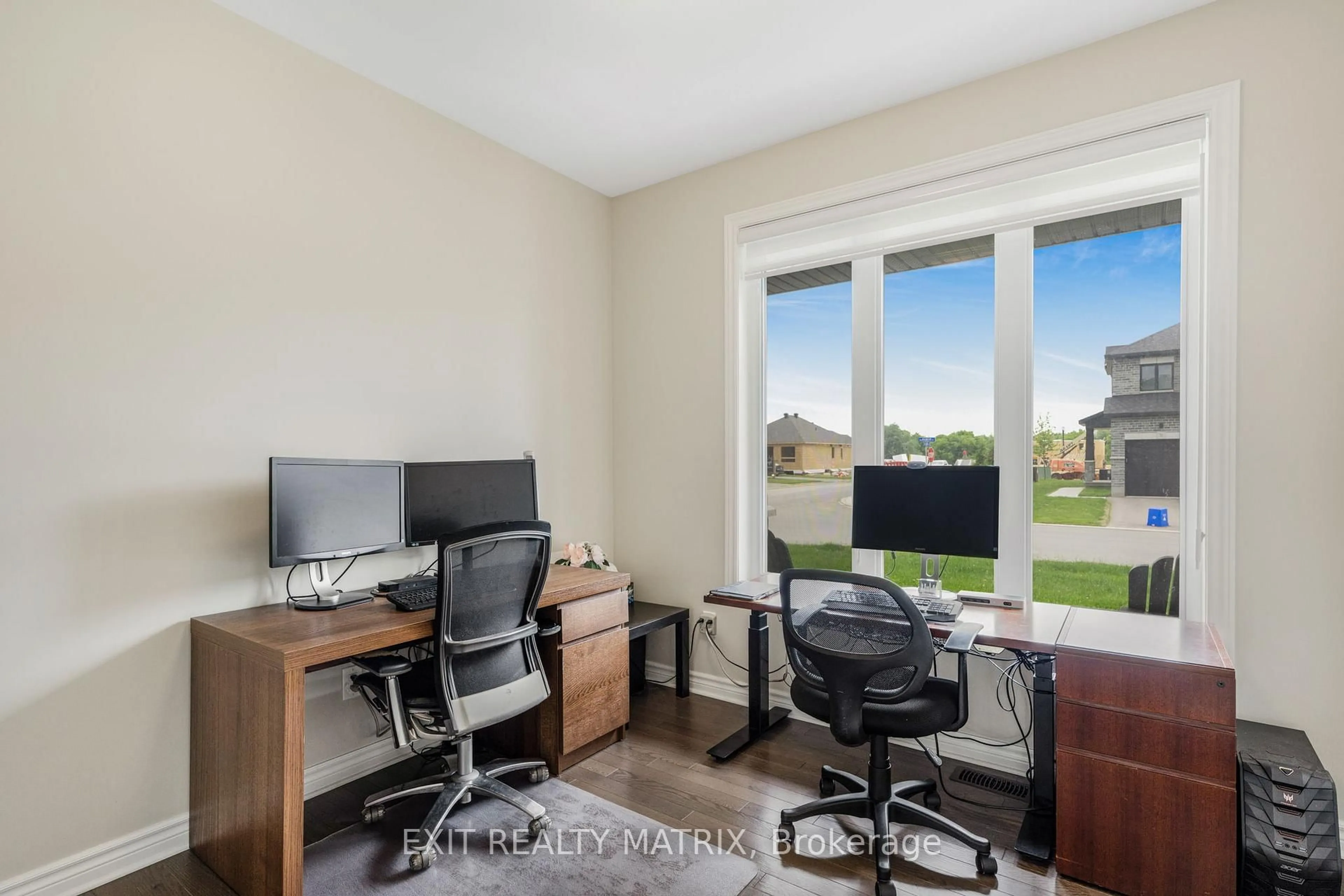 A pic of a room for 700 Namur St, Russell Ontario K0A 1W0