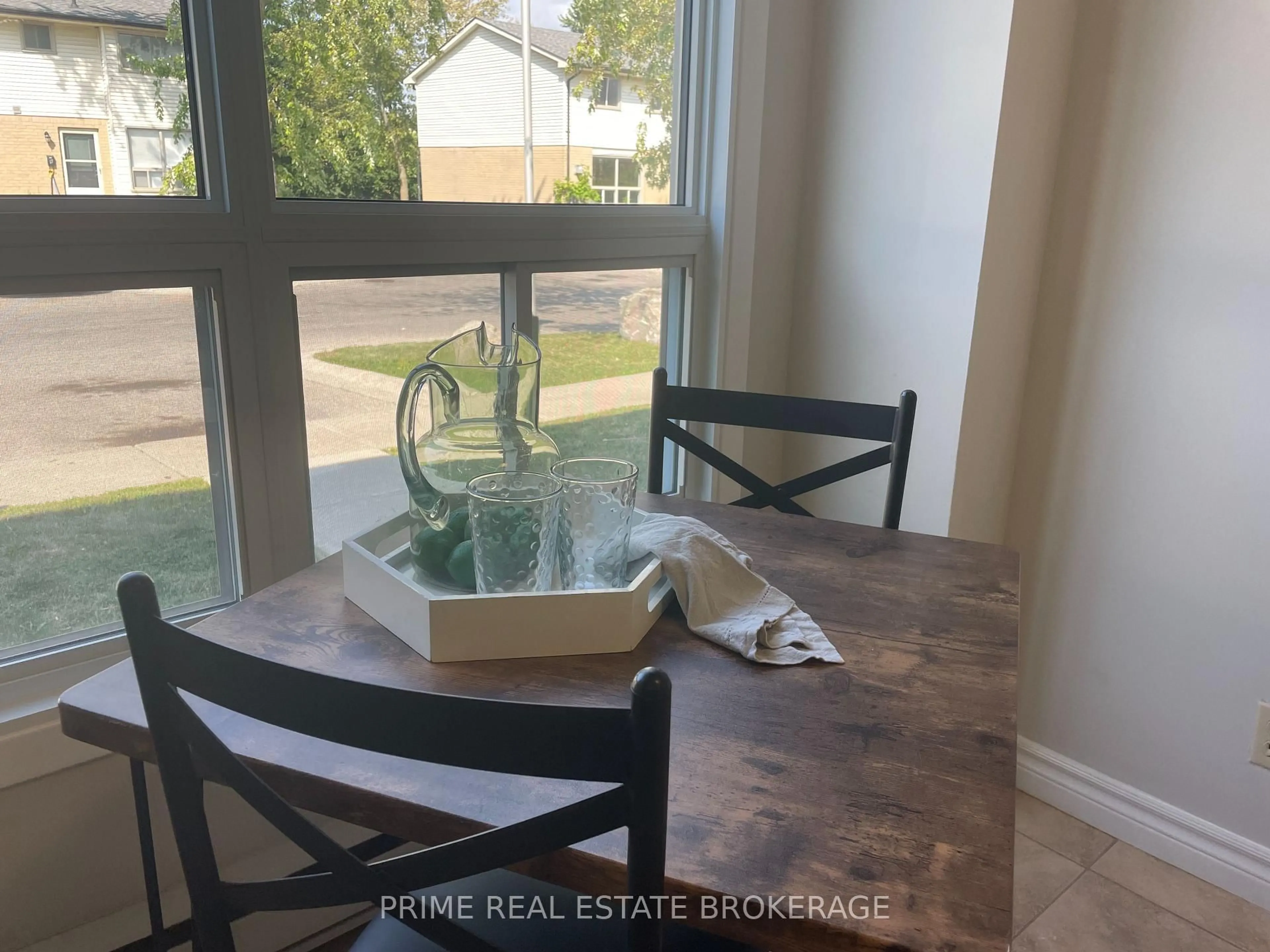 Dining room, unknown for 135 BELMONT Dr #67, London South Ontario N6J 4J3