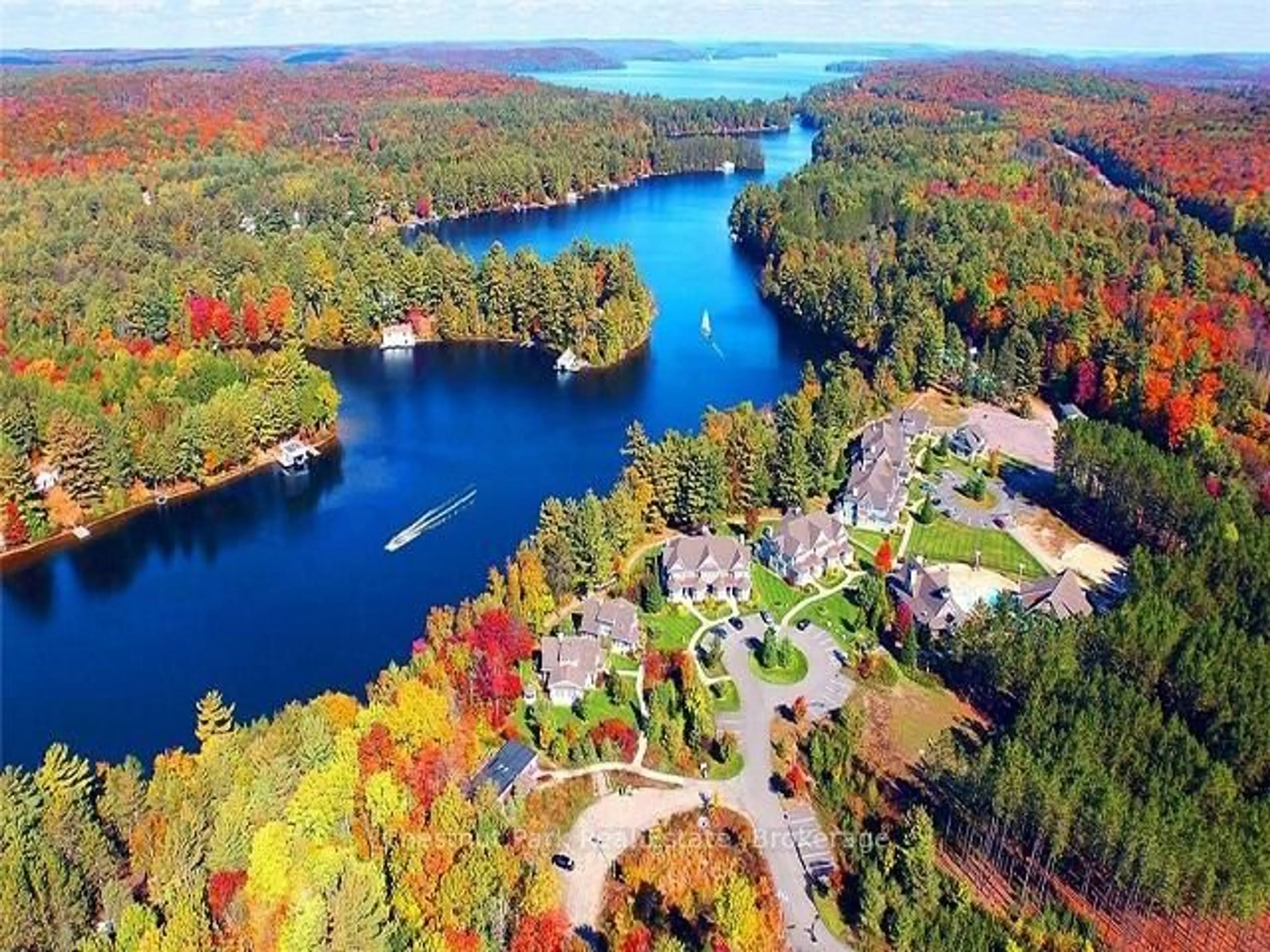 A pic from outside/outdoor area/front of a property/back of a property/a pic from drone, water/lake/river/ocean view for 2769 MUSKOKA 117 Rd #9, Lake of Bays Ontario P0B 1A0