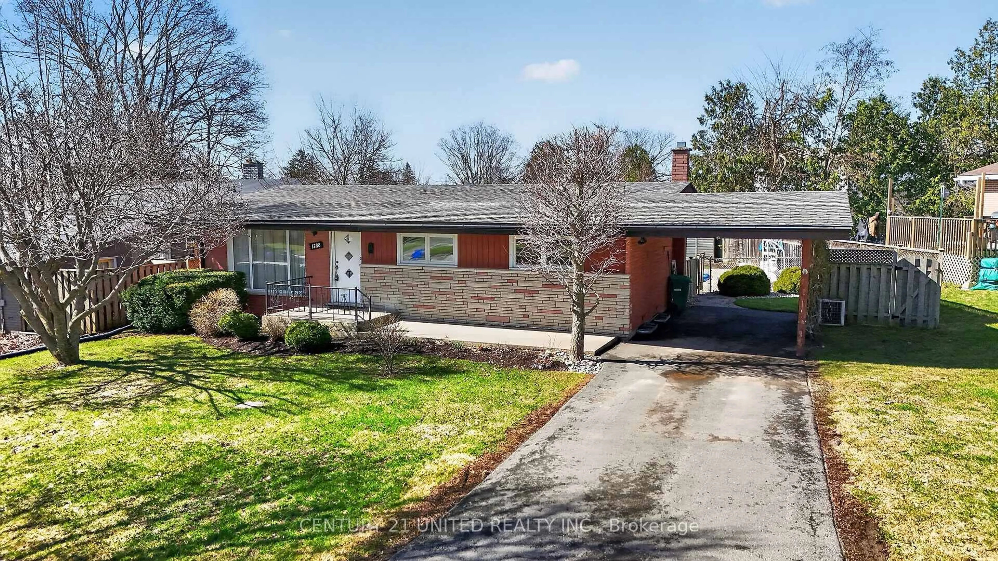 Home with brick exterior material, street for 1288 Algonquin Blvd, Peterborough Ontario K9H 6N5