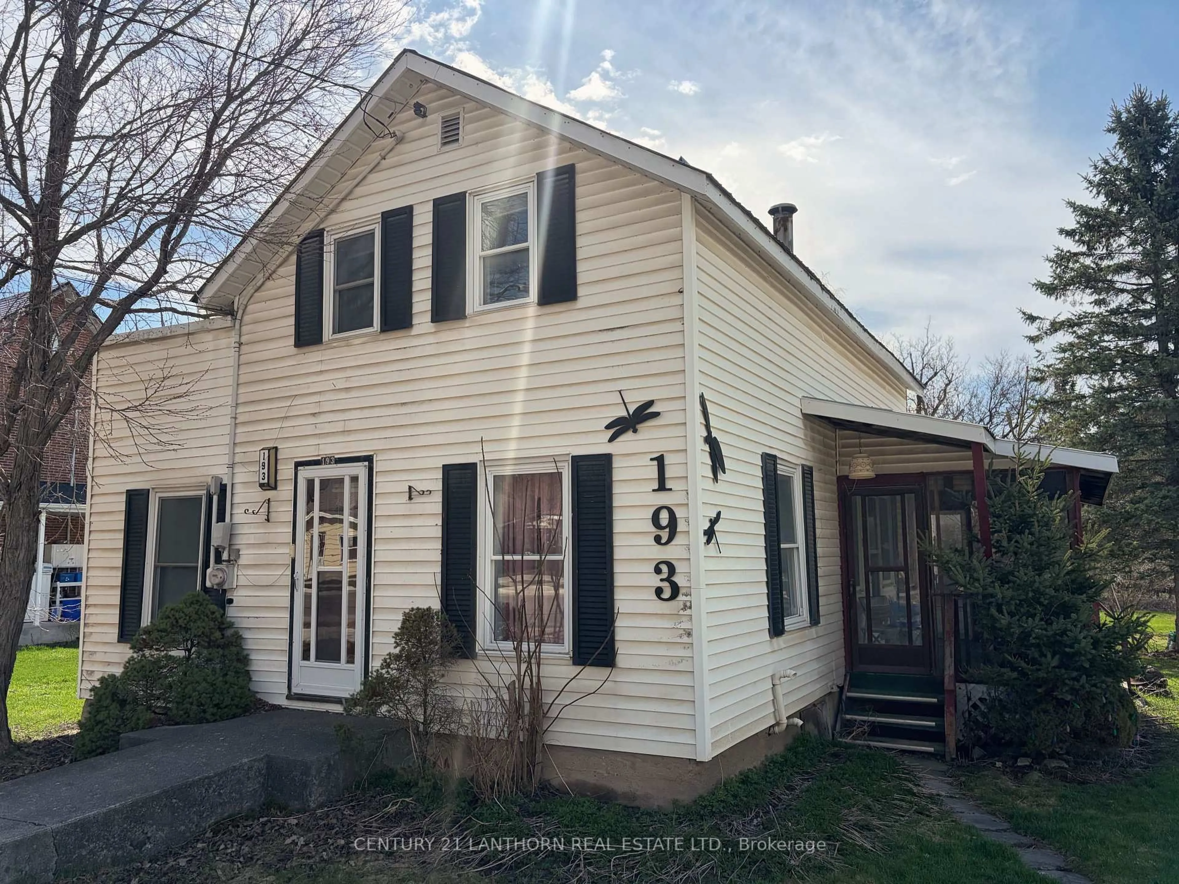 Home with vinyl exterior material, street for 193 St. Lawrence St, Hastings Ontario K0K 2C0