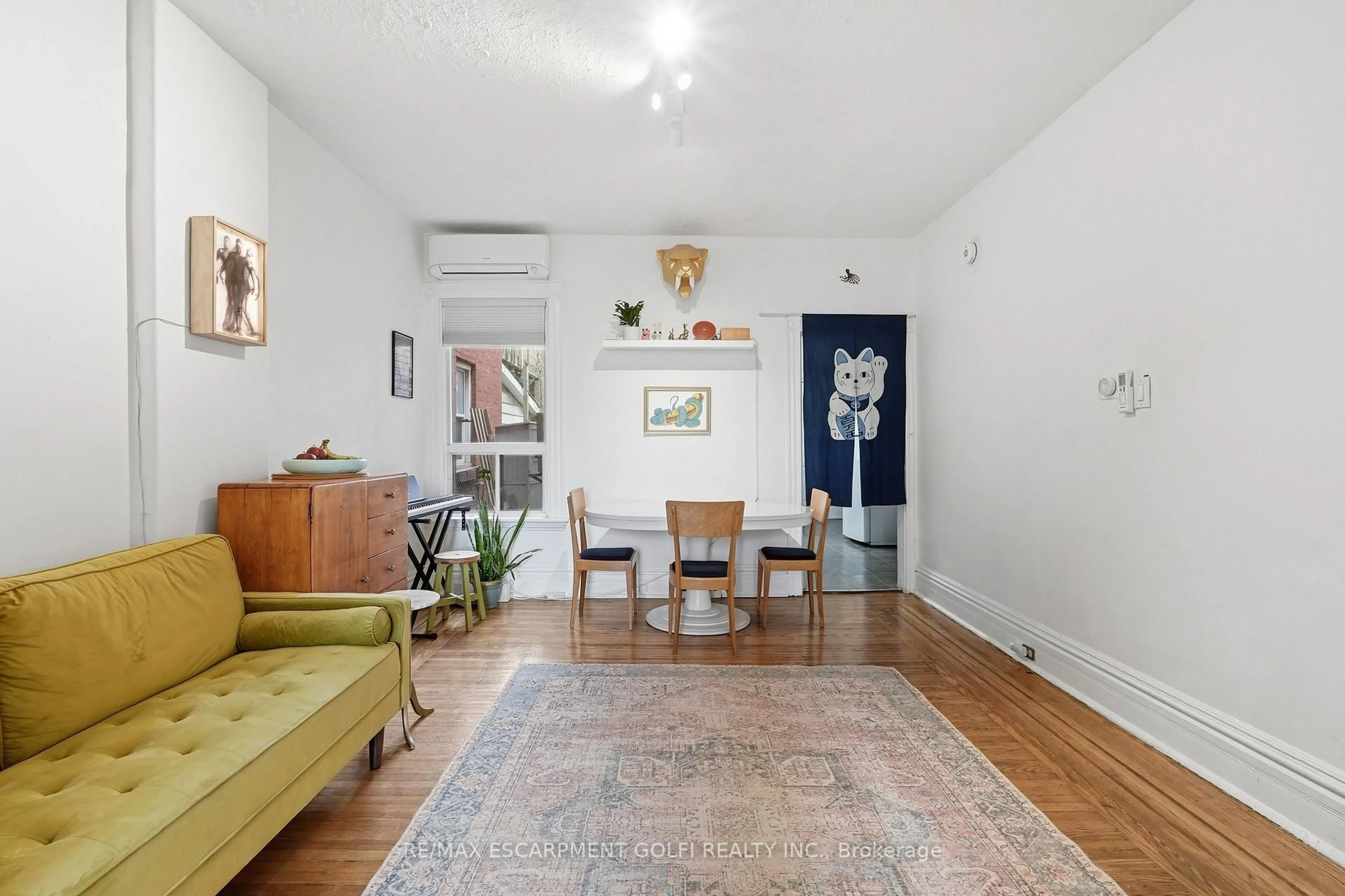 Unknown for 309 Mary St, Hamilton Ontario L8L 4W3