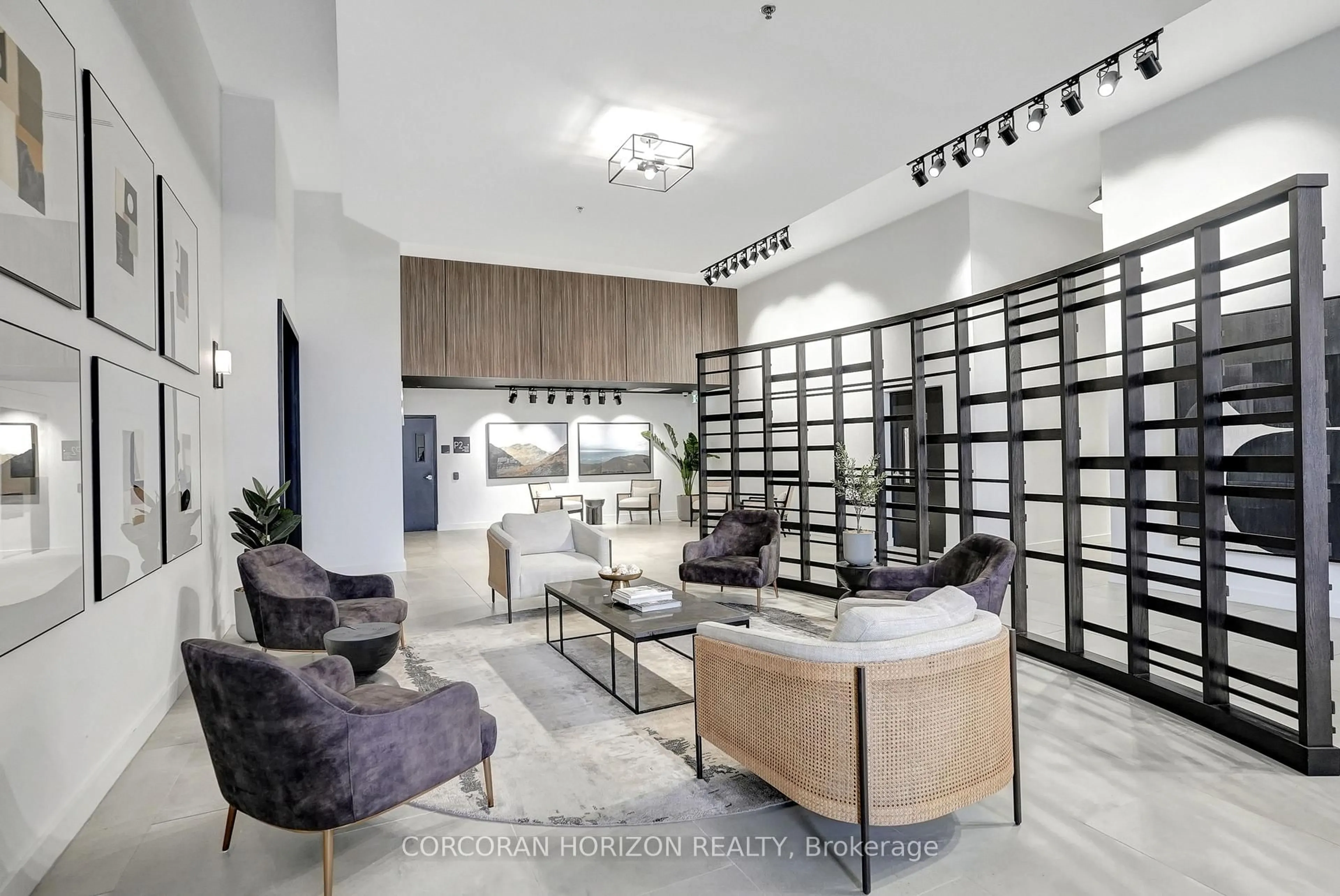 Unknown for 15 Glebe St #802, Cambridge Ontario N1S 0C3