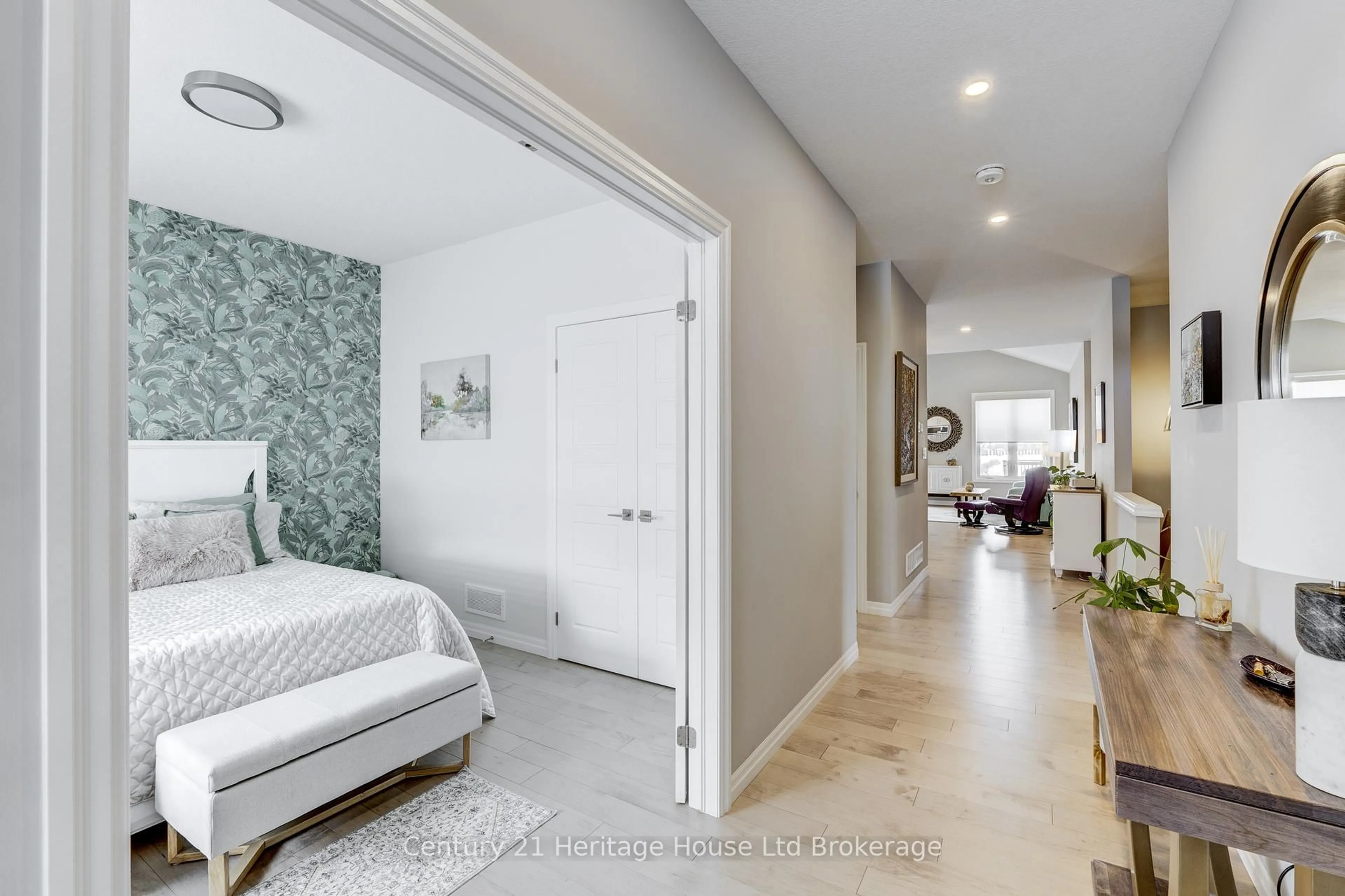 Indoor entryway for 29 Keba Cres, Tillsonburg Ontario N4G 0K6