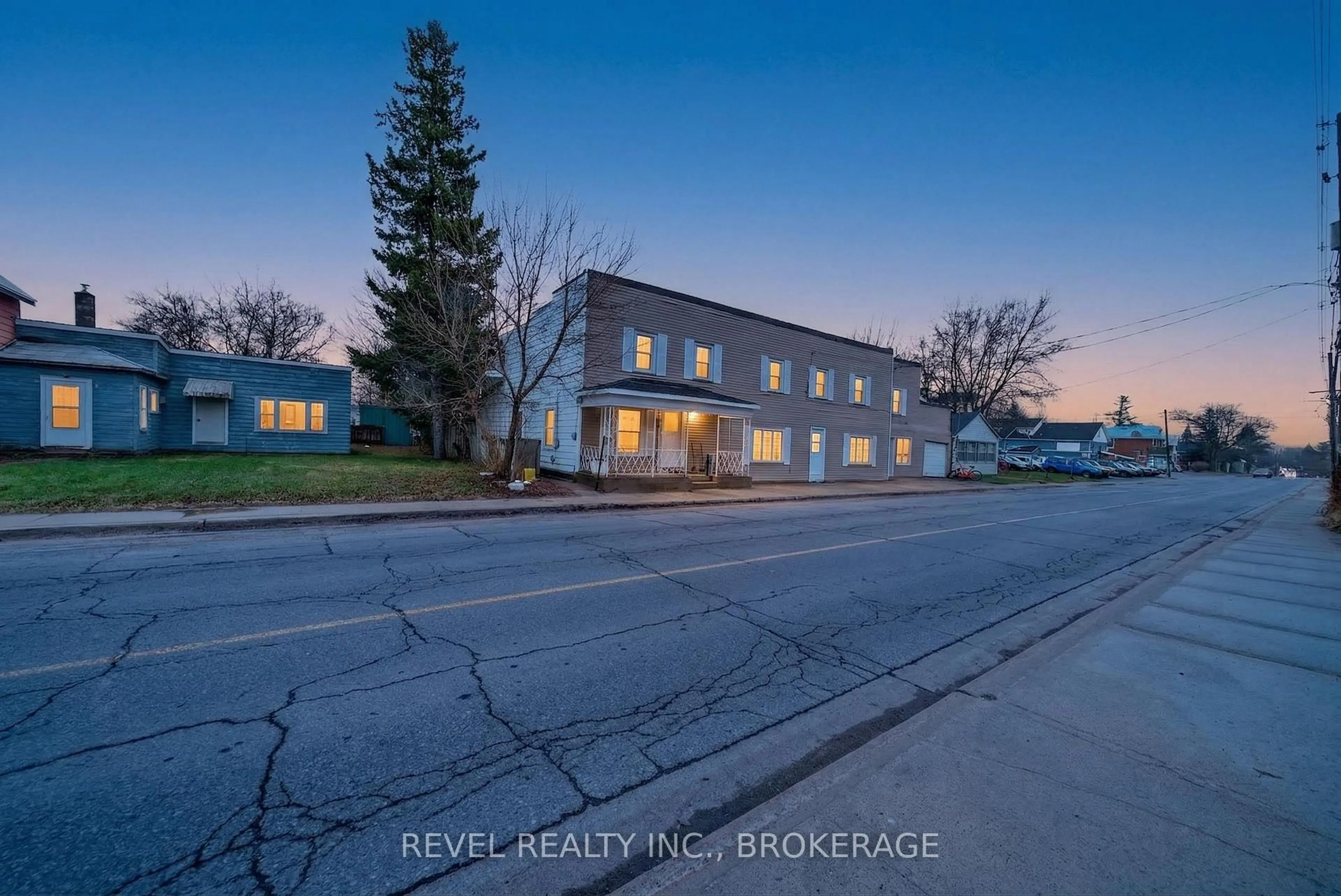 A pic from outside/outdoor area/front of a property/back of a property/a pic from drone, street for 6688 Highway 38, Verona Ontario K0H 2W0