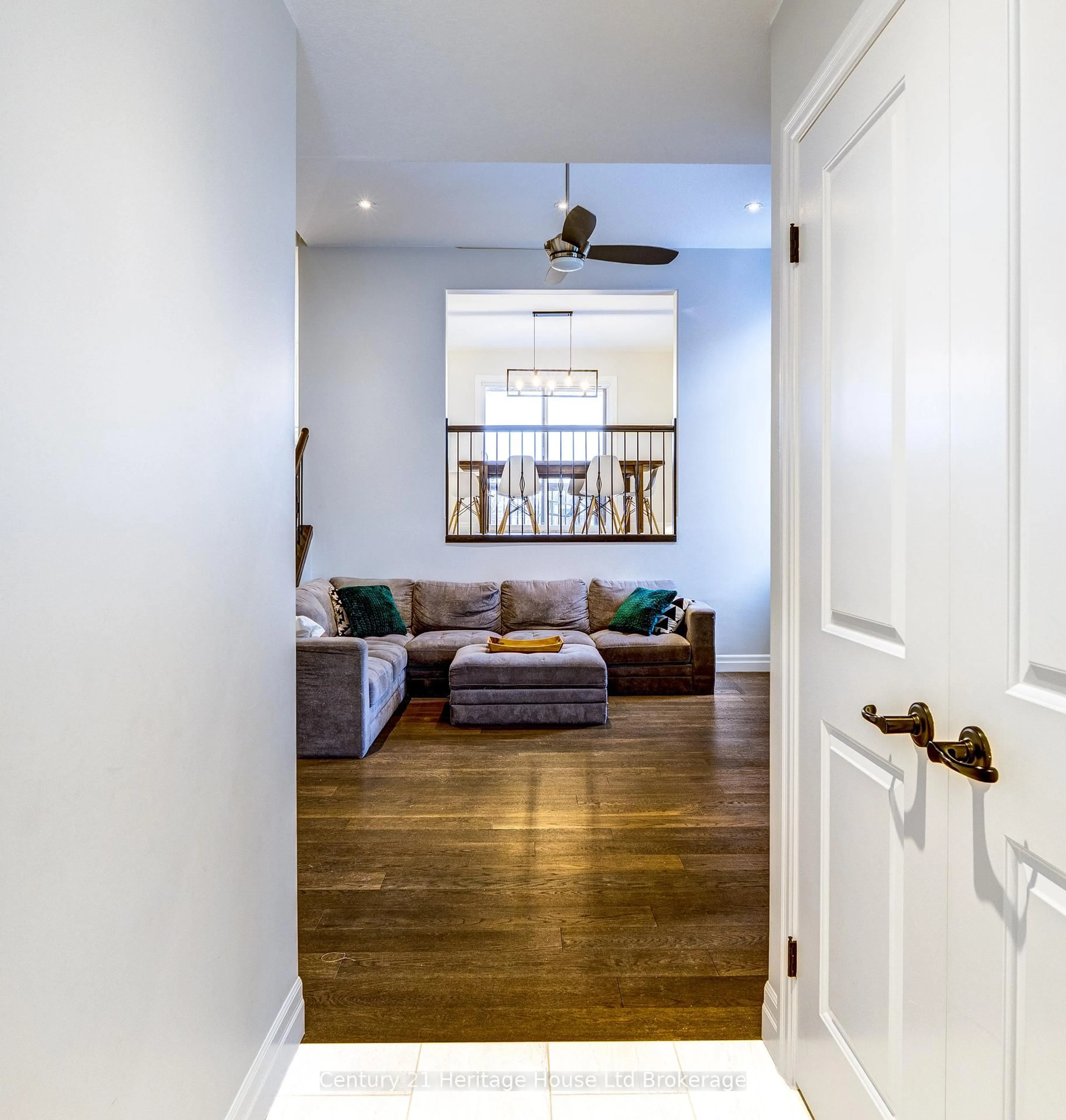 Indoor entryway for 81 Graydon Dr, South-West Oxford Ontario N0J 1N0