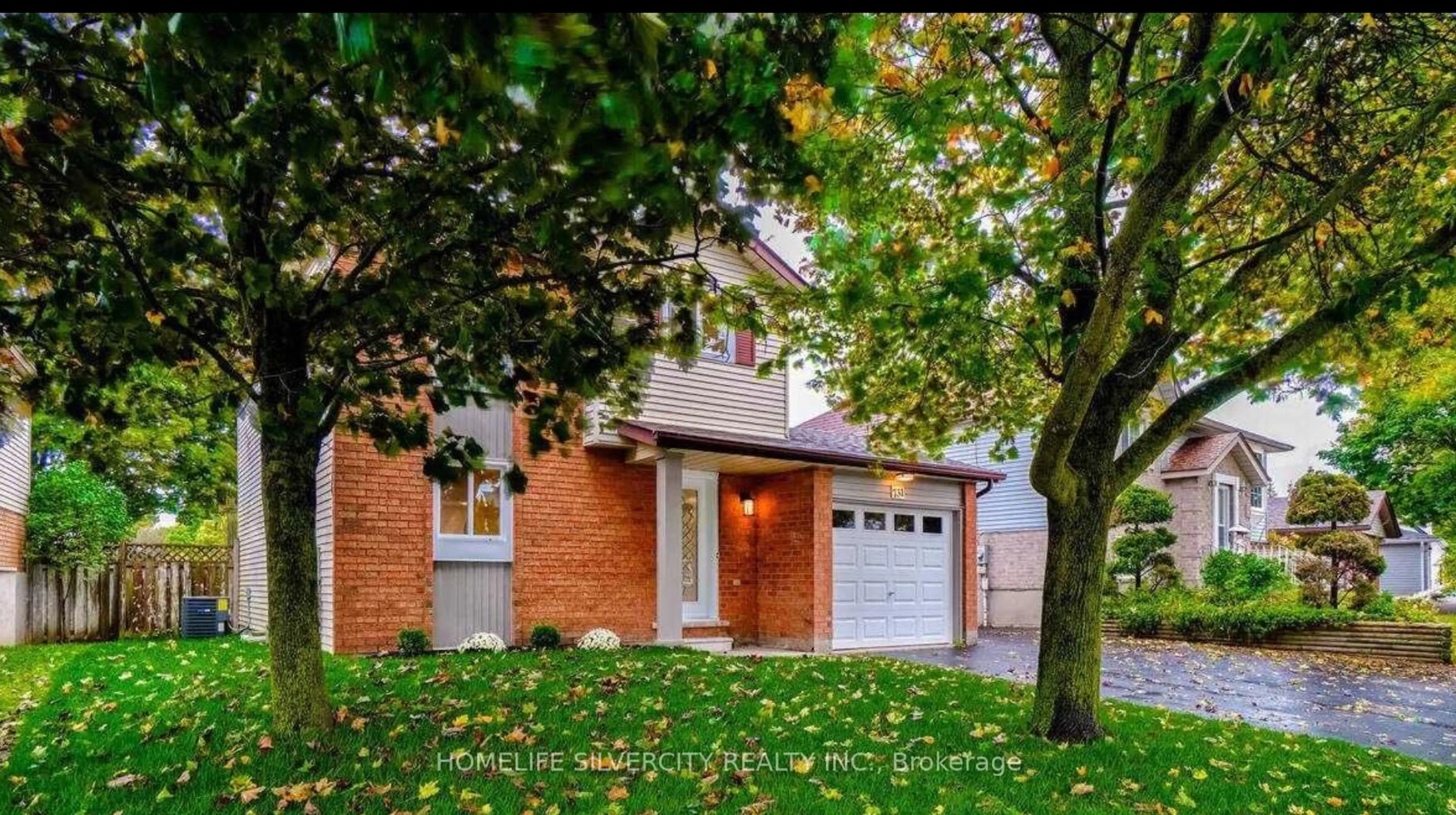 Home with brick exterior material, street for 731 Elgin St, Cambridge Ontario N1R 7W5