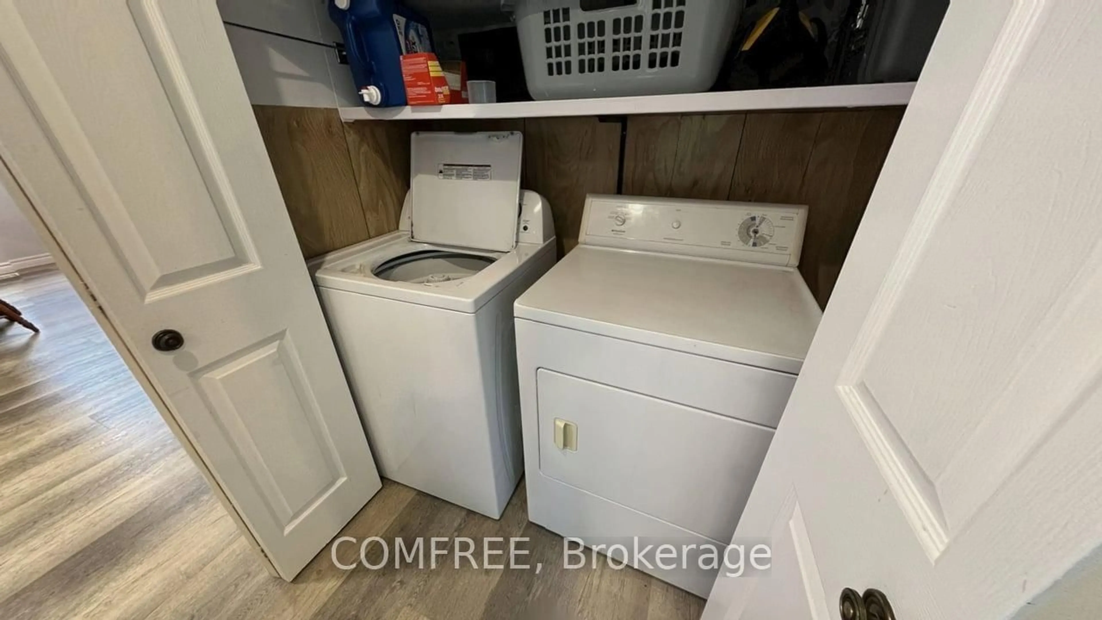 Laundry room for 229 Beech St, Perth East Ontario N5A 6S6