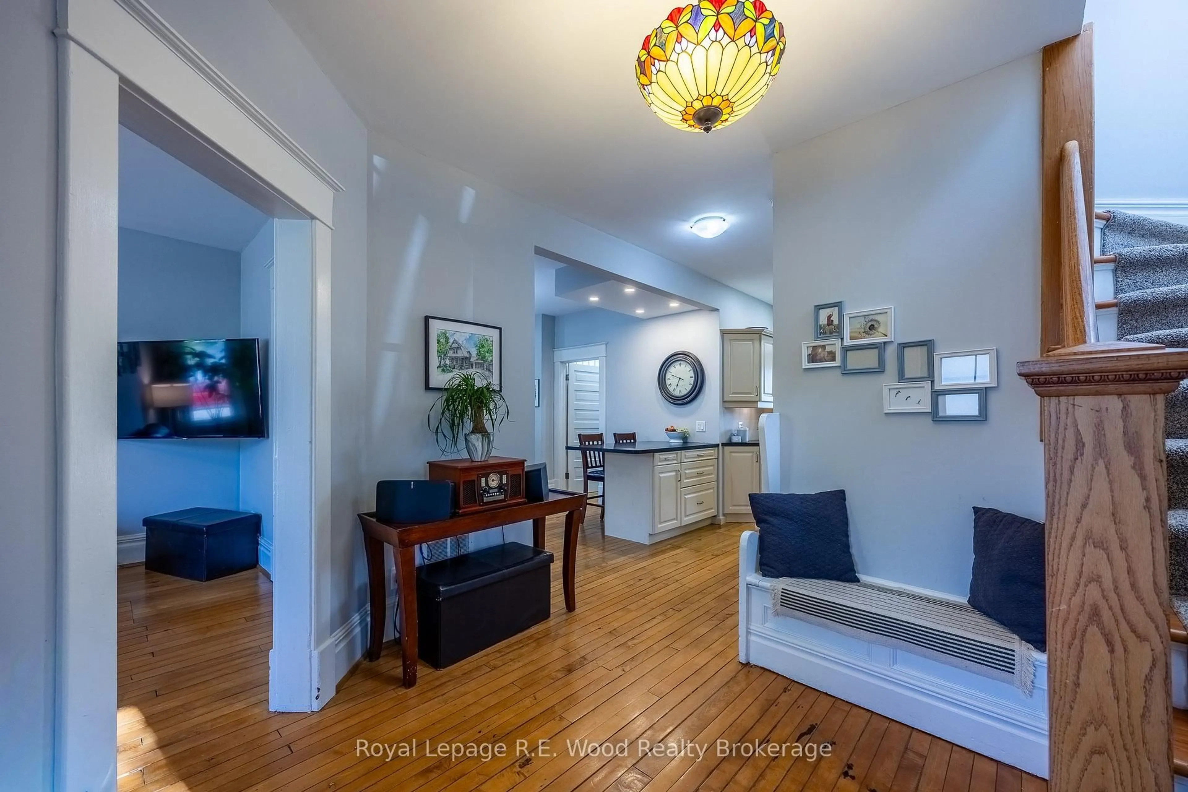 Unknown for 10 George St, Tillsonburg Ontario N4G 2N2