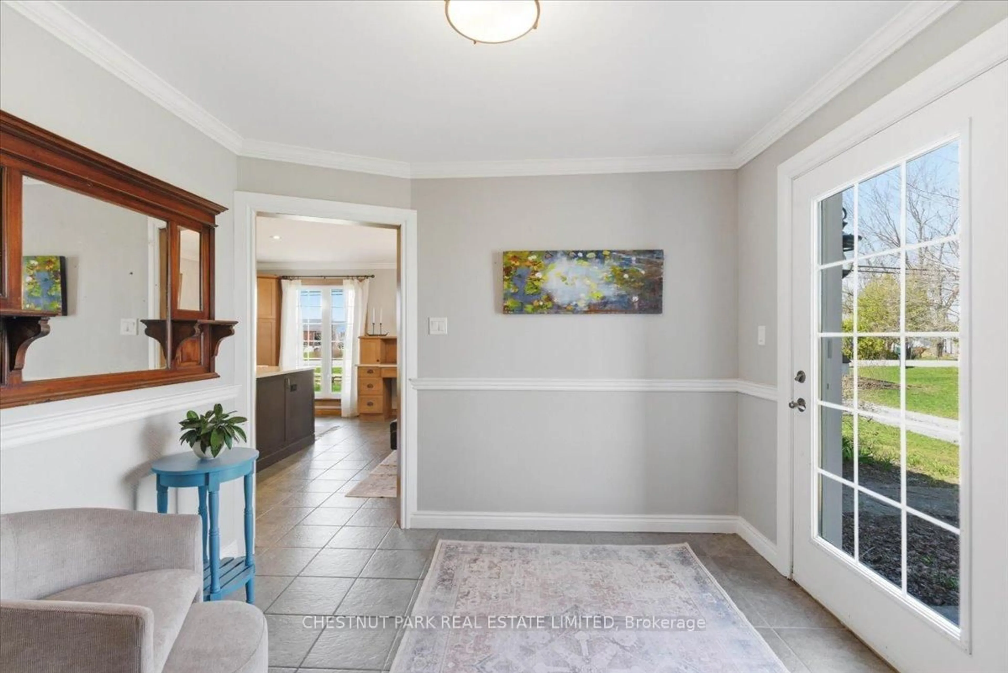 Indoor entryway for 146 Massassauga Rd, Prince Edward County Ontario K8N 4Z7