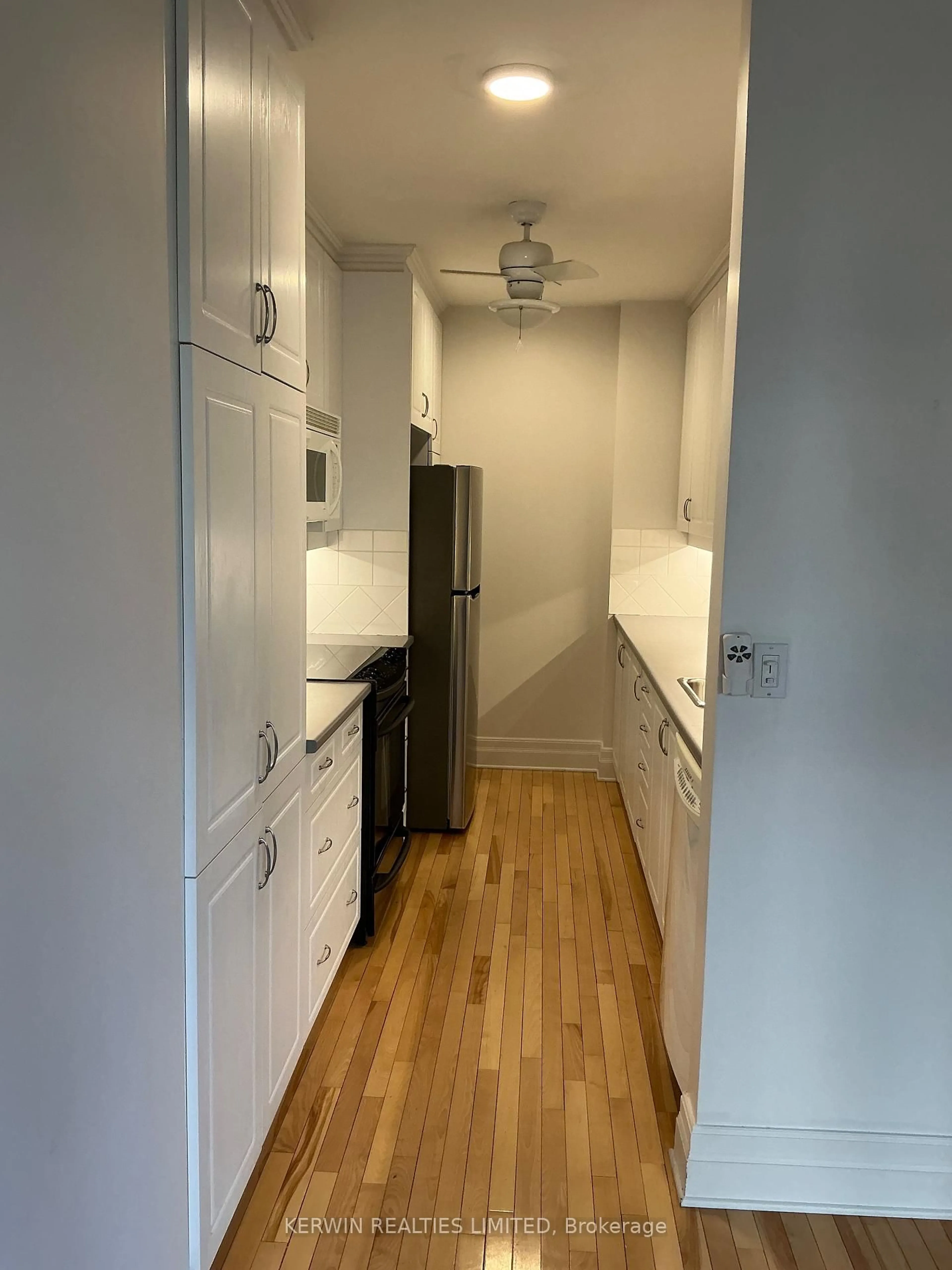 Standard kitchen, wood/laminate floor for 375 Lisgar St #304, Ottawa Ontario K2P 0E3