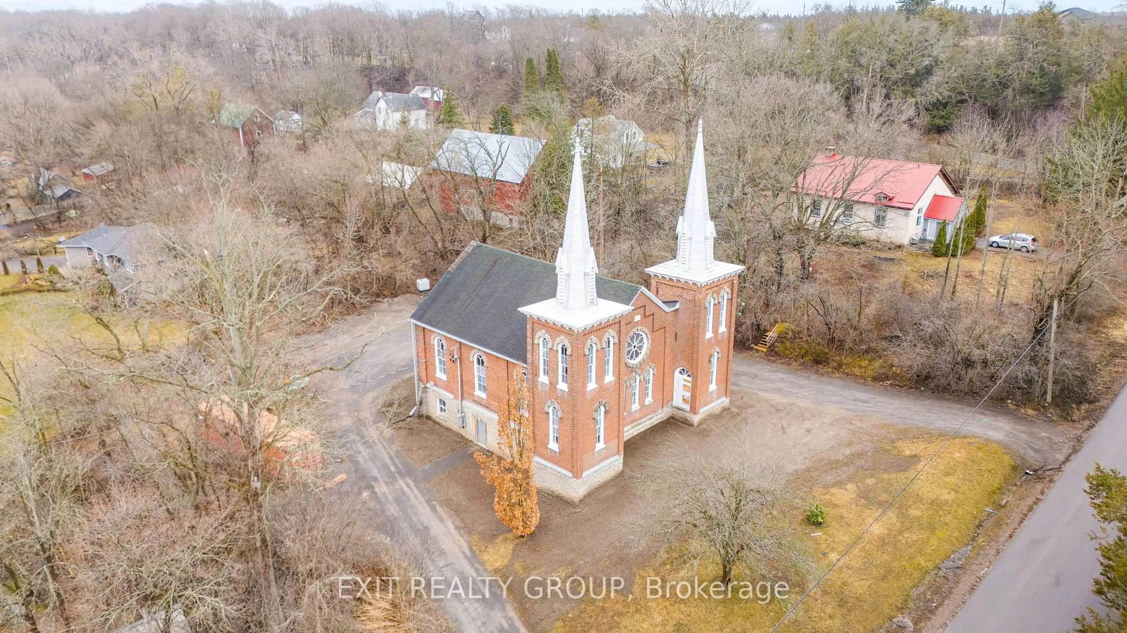 A pic from outside/outdoor area/front of a property/back of a property/a pic from drone, building for 44 Union Rd, Prince Edward County Ontario K8N 4Z7