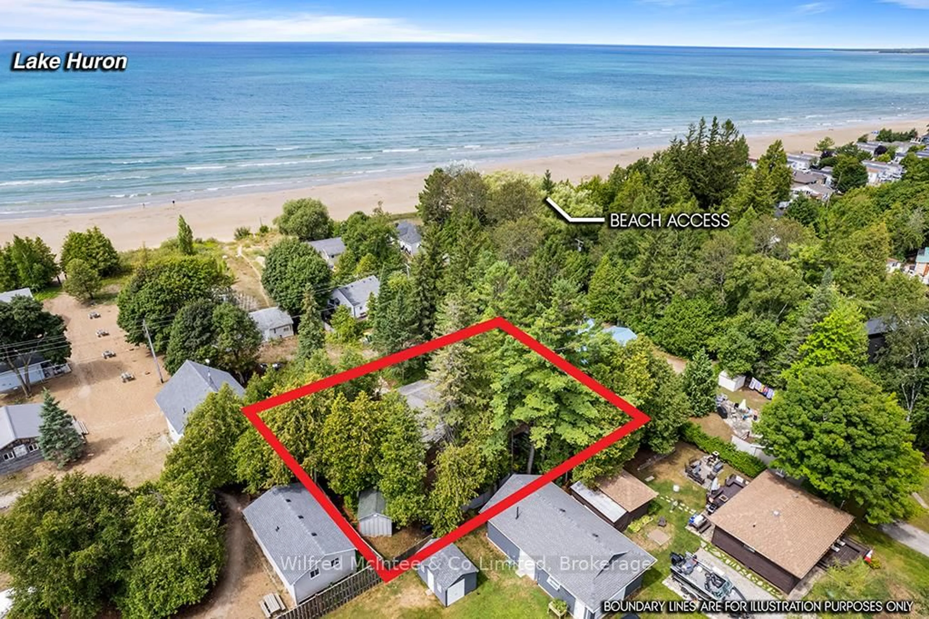 A pic from outside/outdoor area/front of a property/back of a property/a pic from drone, water/lake/river/ocean view for 7 6TH Ave, Native Leased Lands Ontario N0H 2G0
