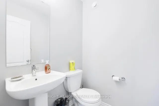 895 Antonio Farley St, Orleans 5