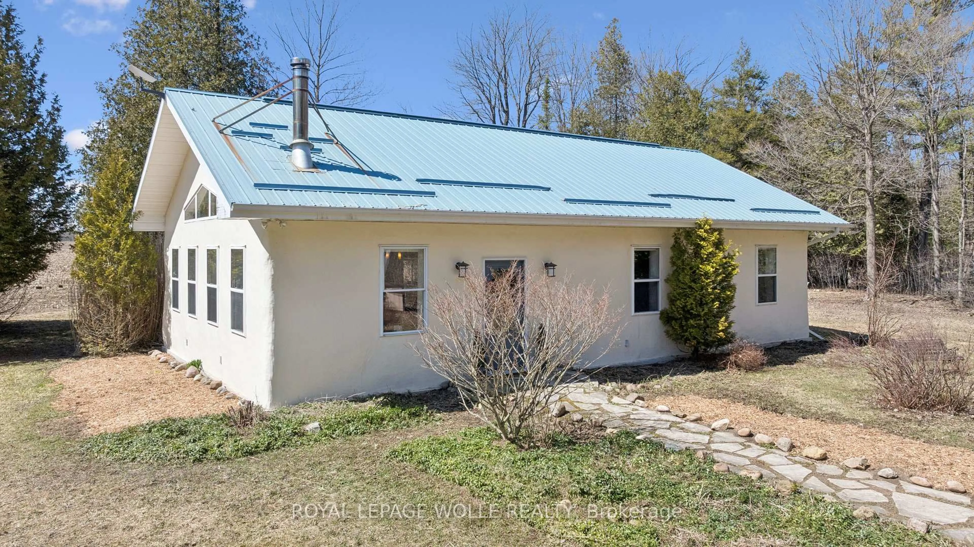 Unknown for 5578 11th Line, Minto Ontario N0G 1Z0