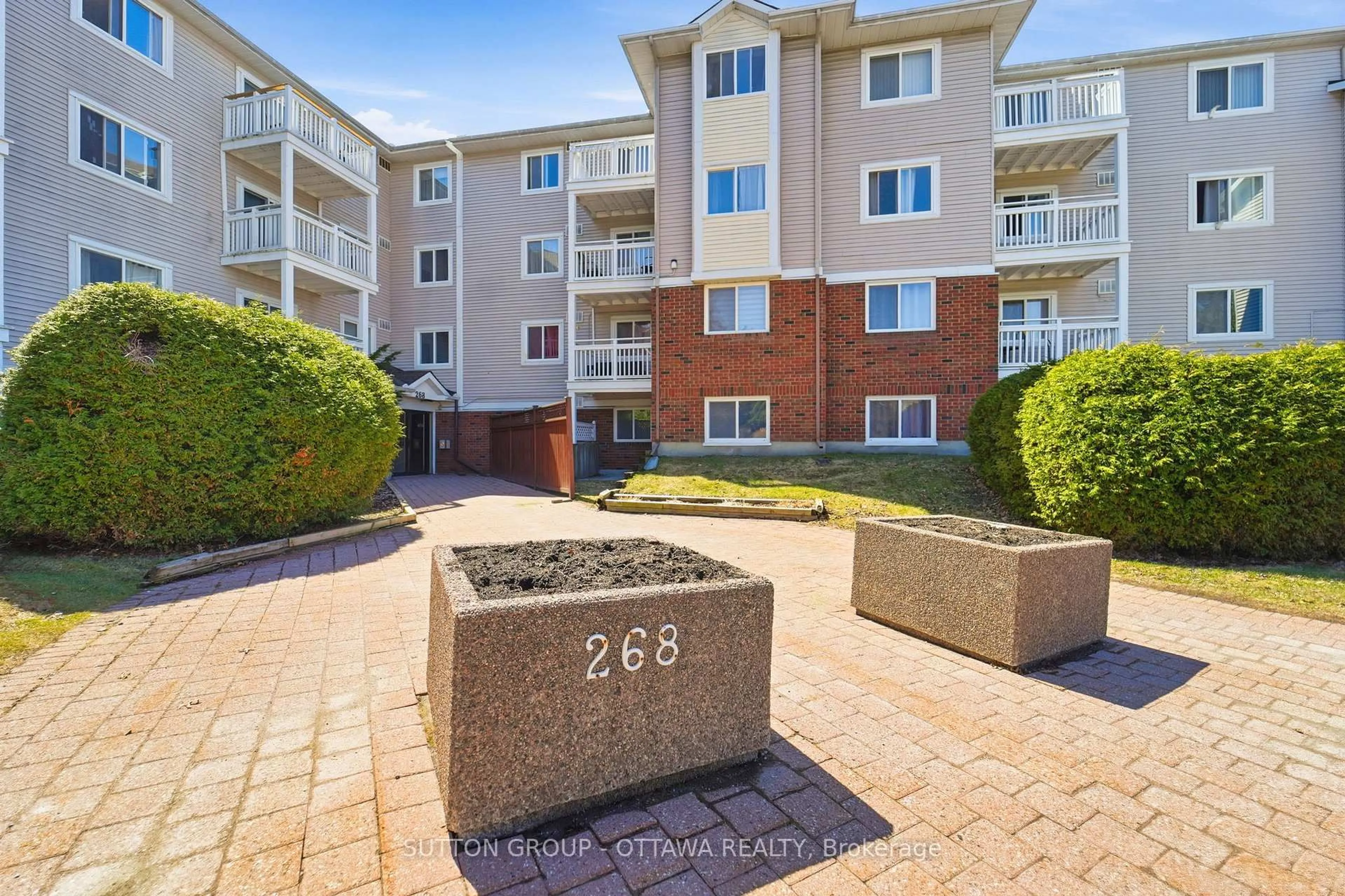 Patio, unknown for 268 Lorry Greenberg Dr #101, Ottawa Ontario K1T 3K1