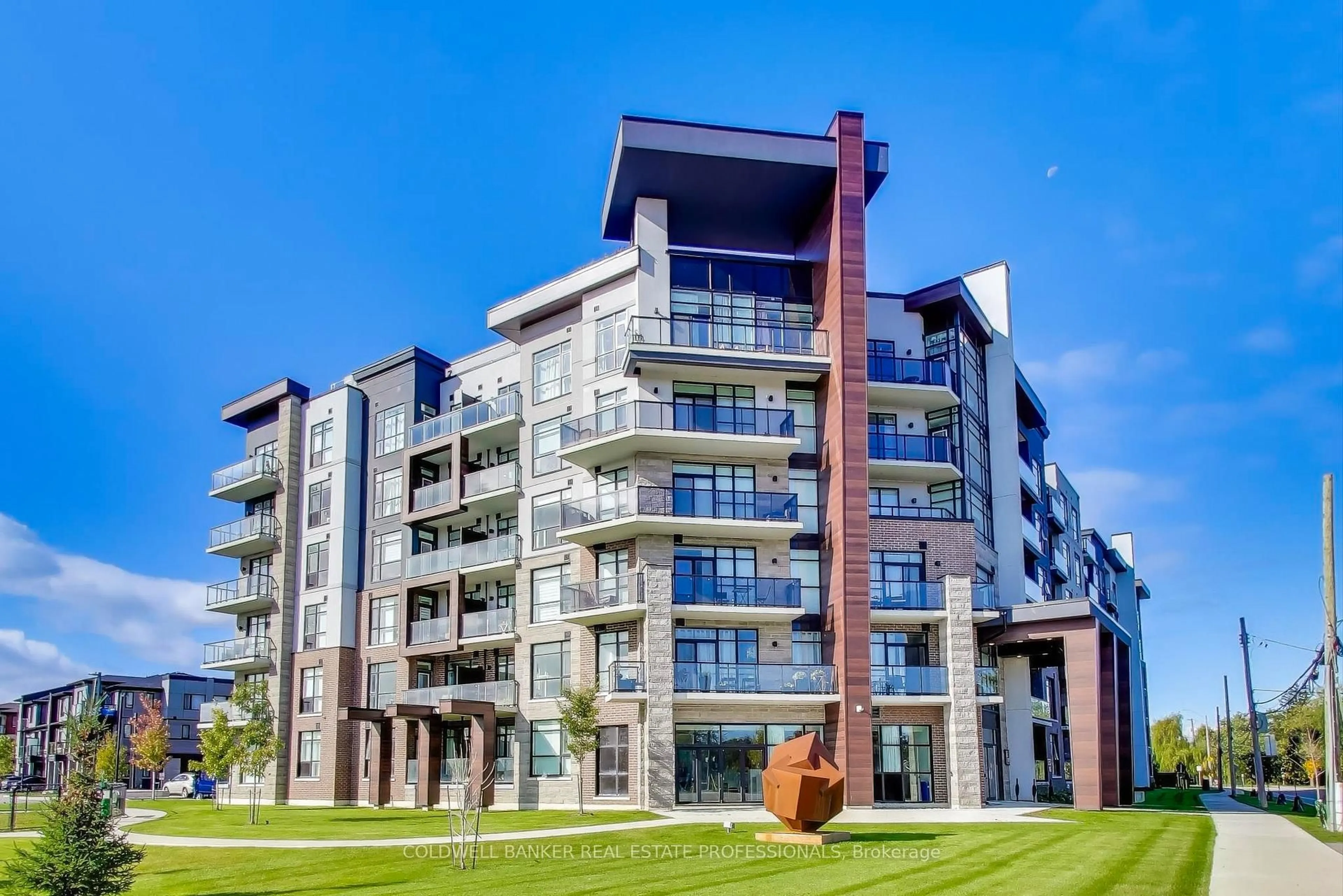 Unknown for 600 North Service Rd #602, Hamilton Ontario L8E 0L2