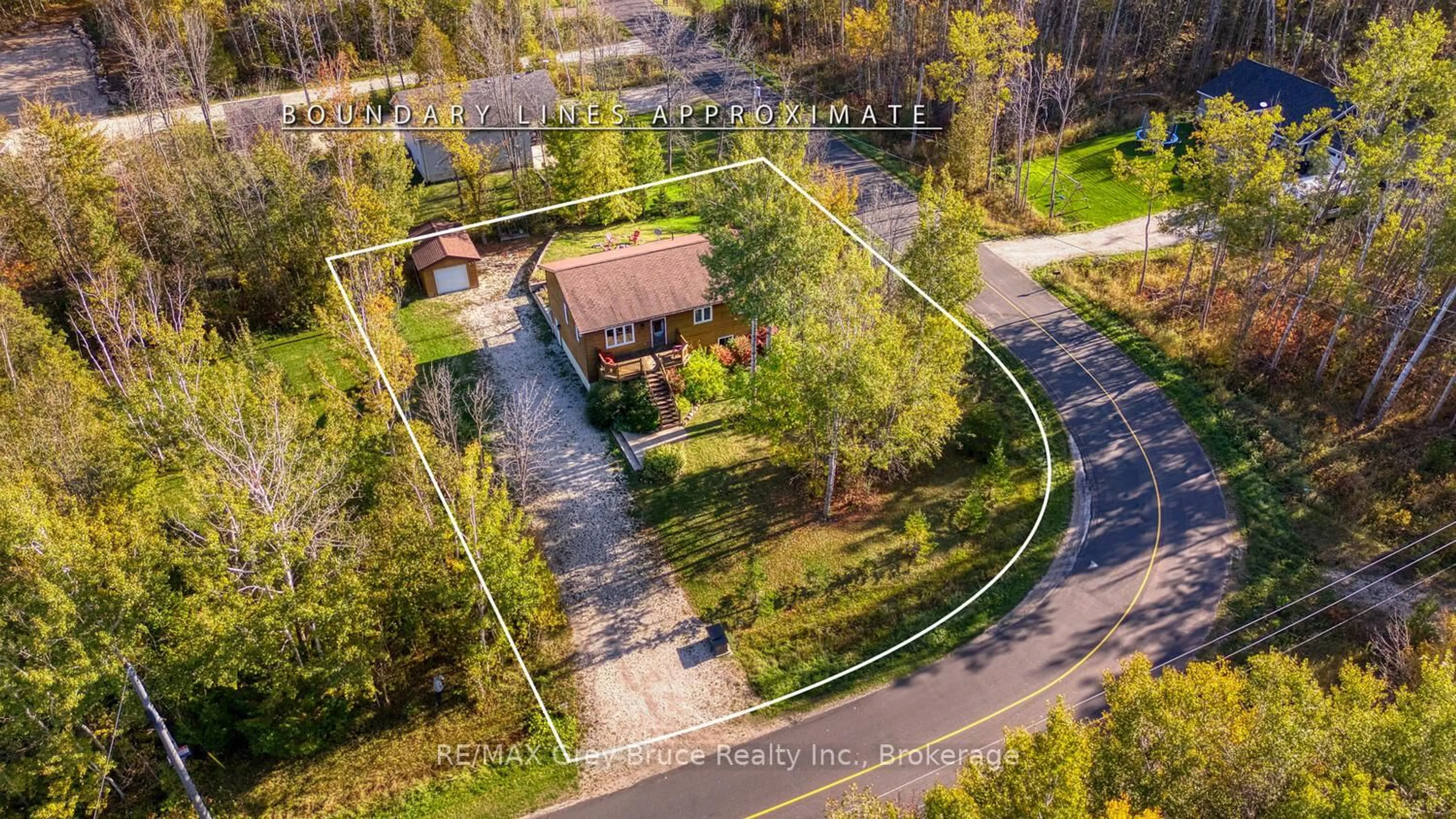A pic from outside/outdoor area/front of a property/back of a property/a pic from drone, street for 104 Maple Dr, Northern Bruce Peninsula Ontario N0H 1Z0