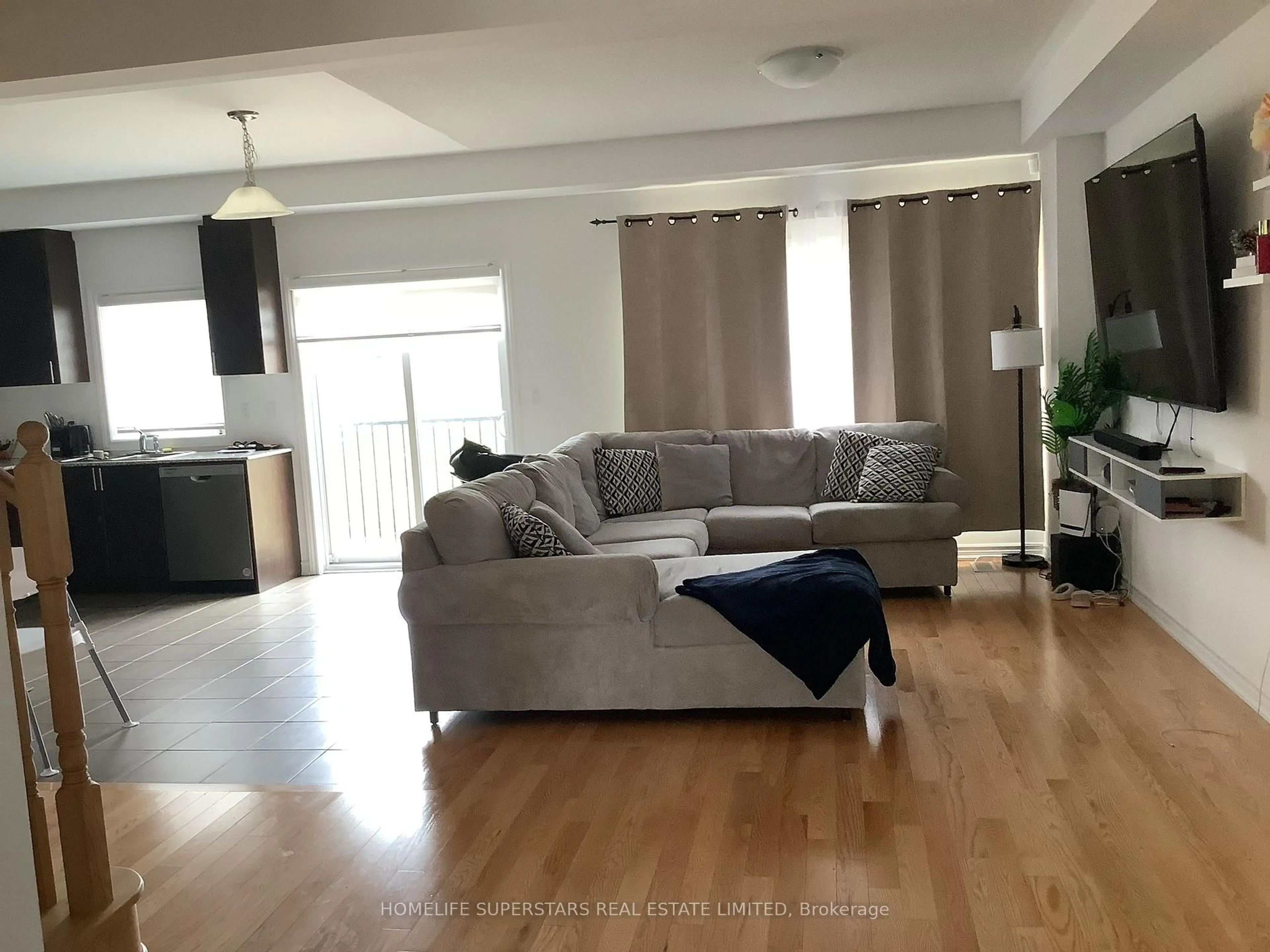 Living room with furniture, unknown for 420 Vandusen Ave, Southgate Ontario N0C 1B0