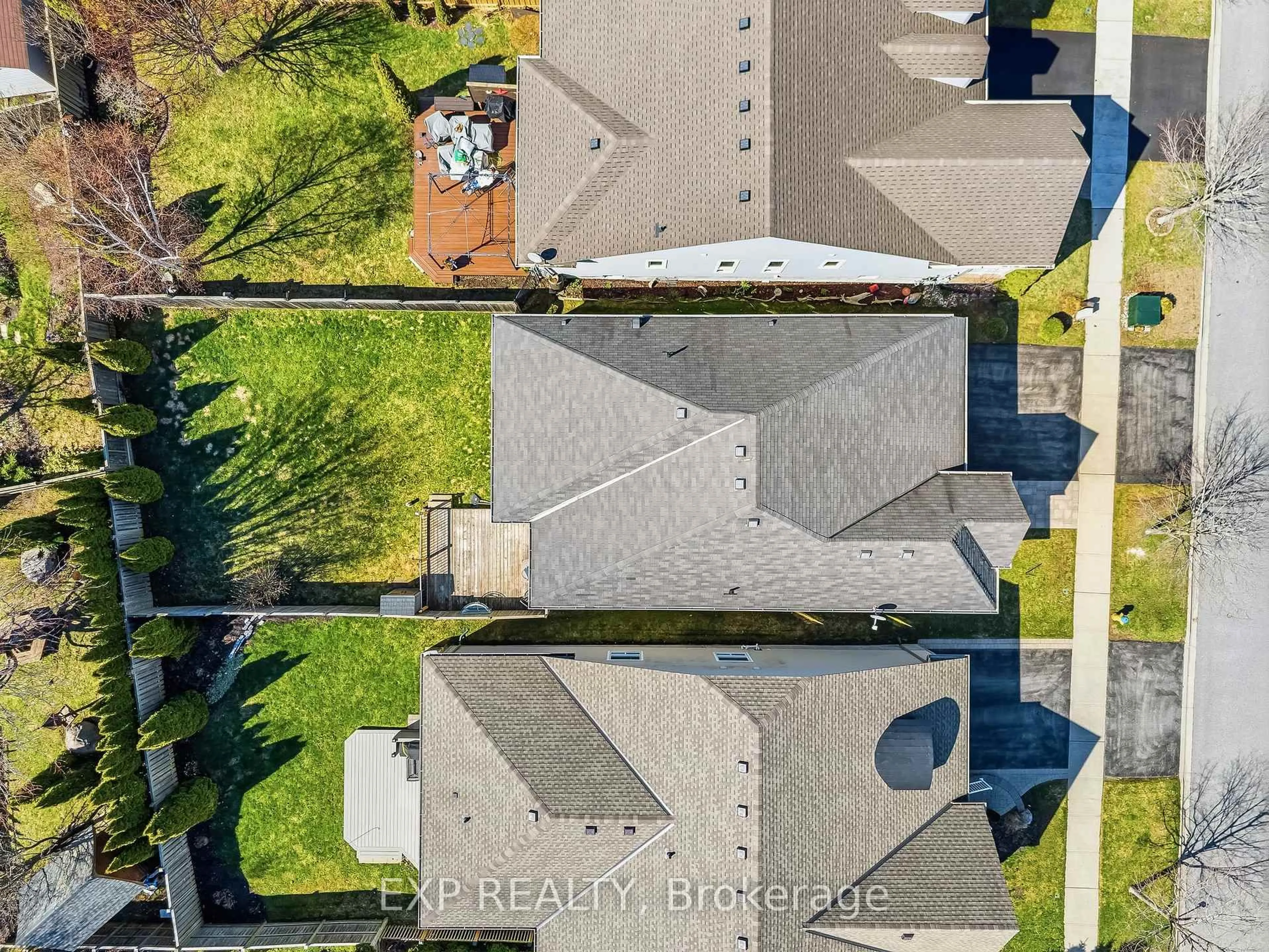 A pic from outside/outdoor area/front of a property/back of a property/a pic from drone, street for 803 Greenly Dr, Cobourg Ontario K9A 0C6