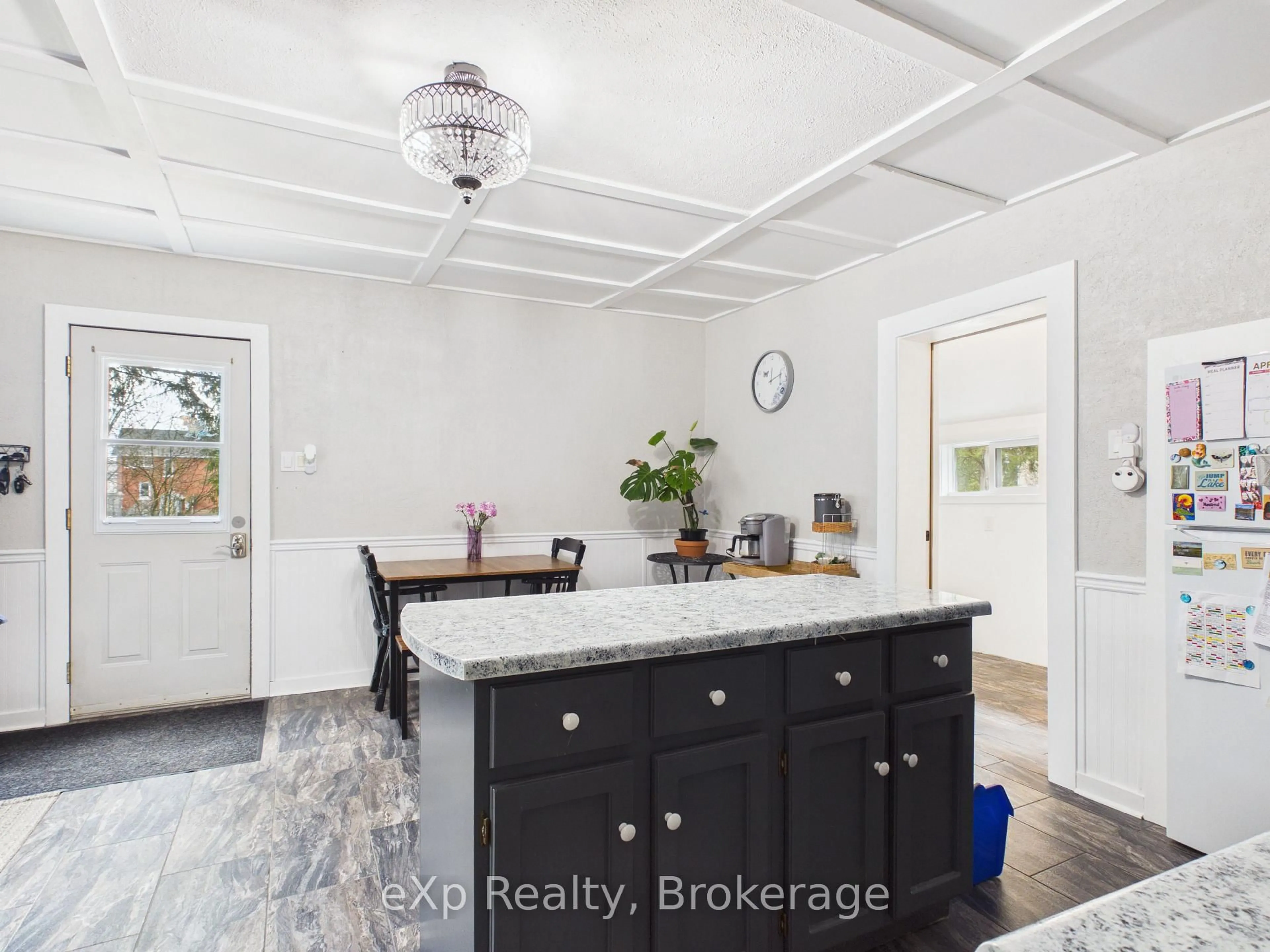 Open concept kitchen, ceramic/tile floor for 6 Mary St, Brockton Ontario N0G 2V0