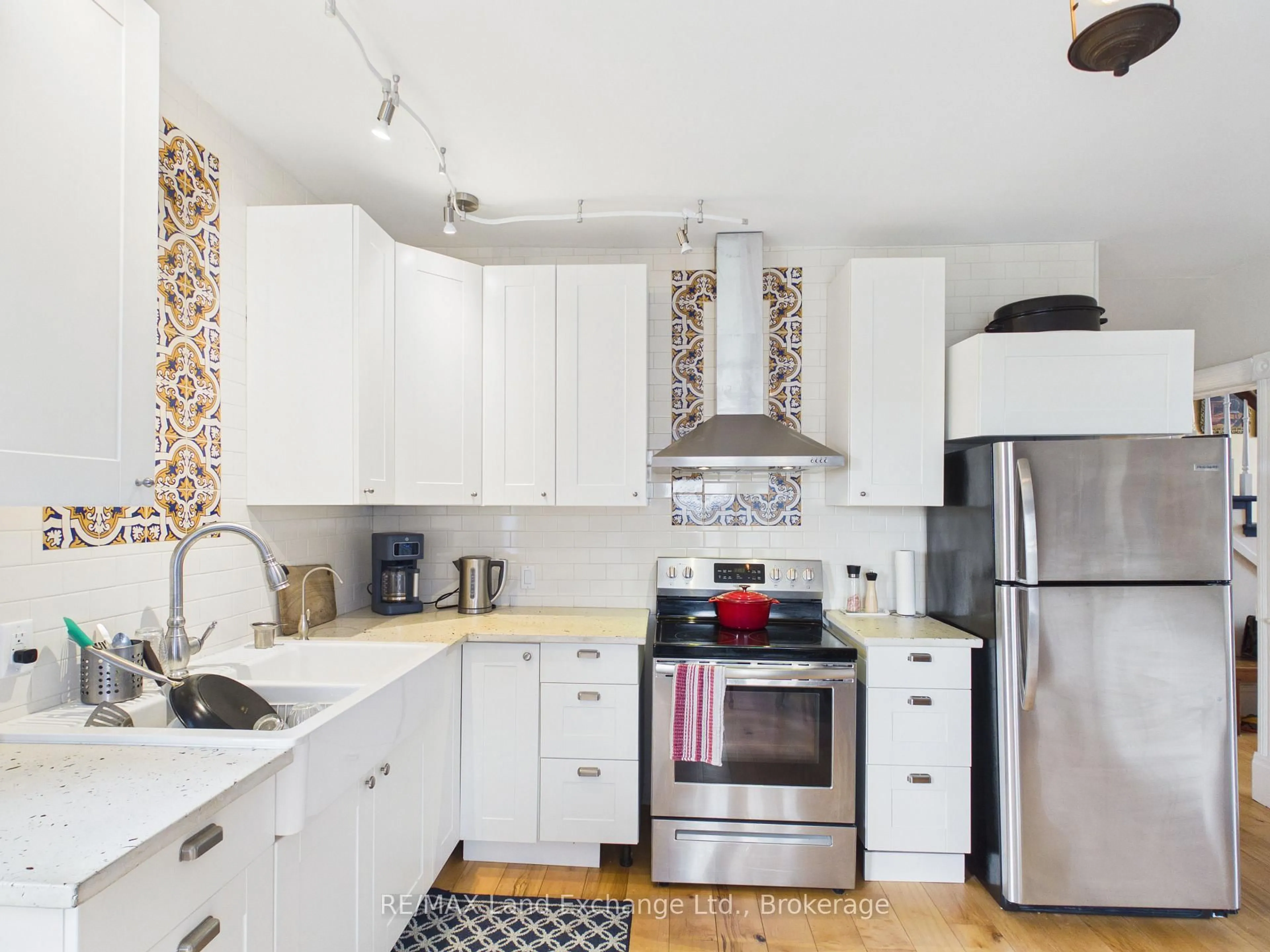 Unknown for 208 Austin Sdrd, Brockton Ontario N0G 2V0