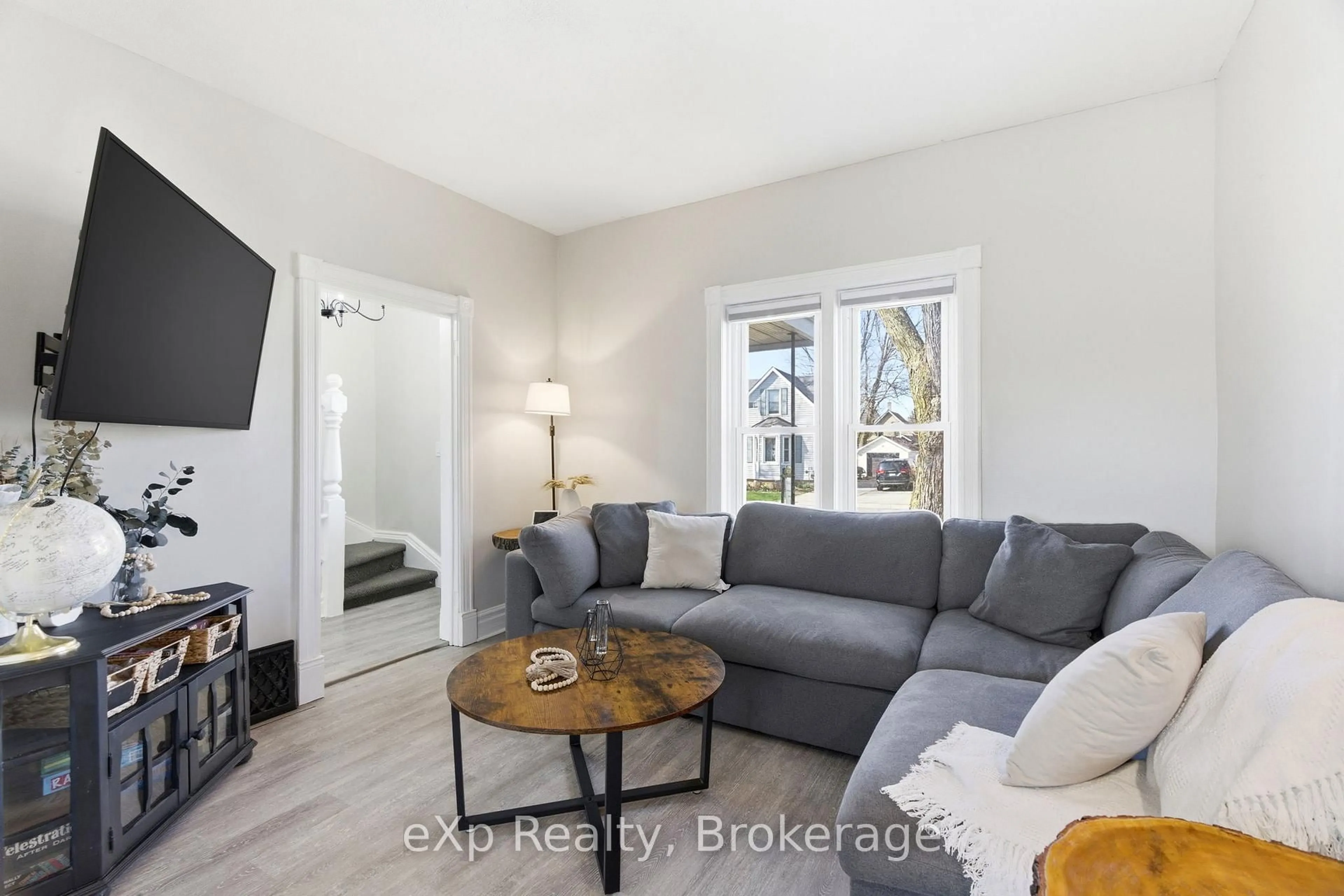Living room with furniture, unknown for 531 Brunswick St, Stratford Ontario N5A 3N7