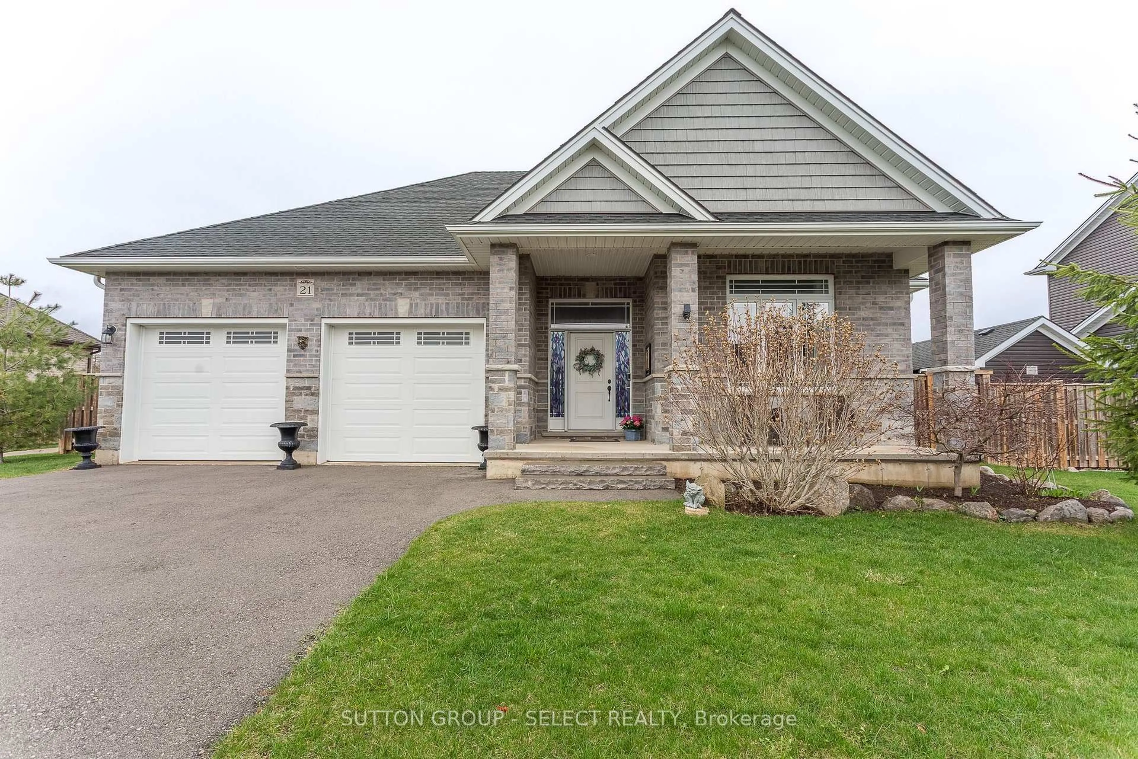 Home with brick exterior material, street for 21 Amanda Ave, South-West Oxford Ontario N0J 1N0