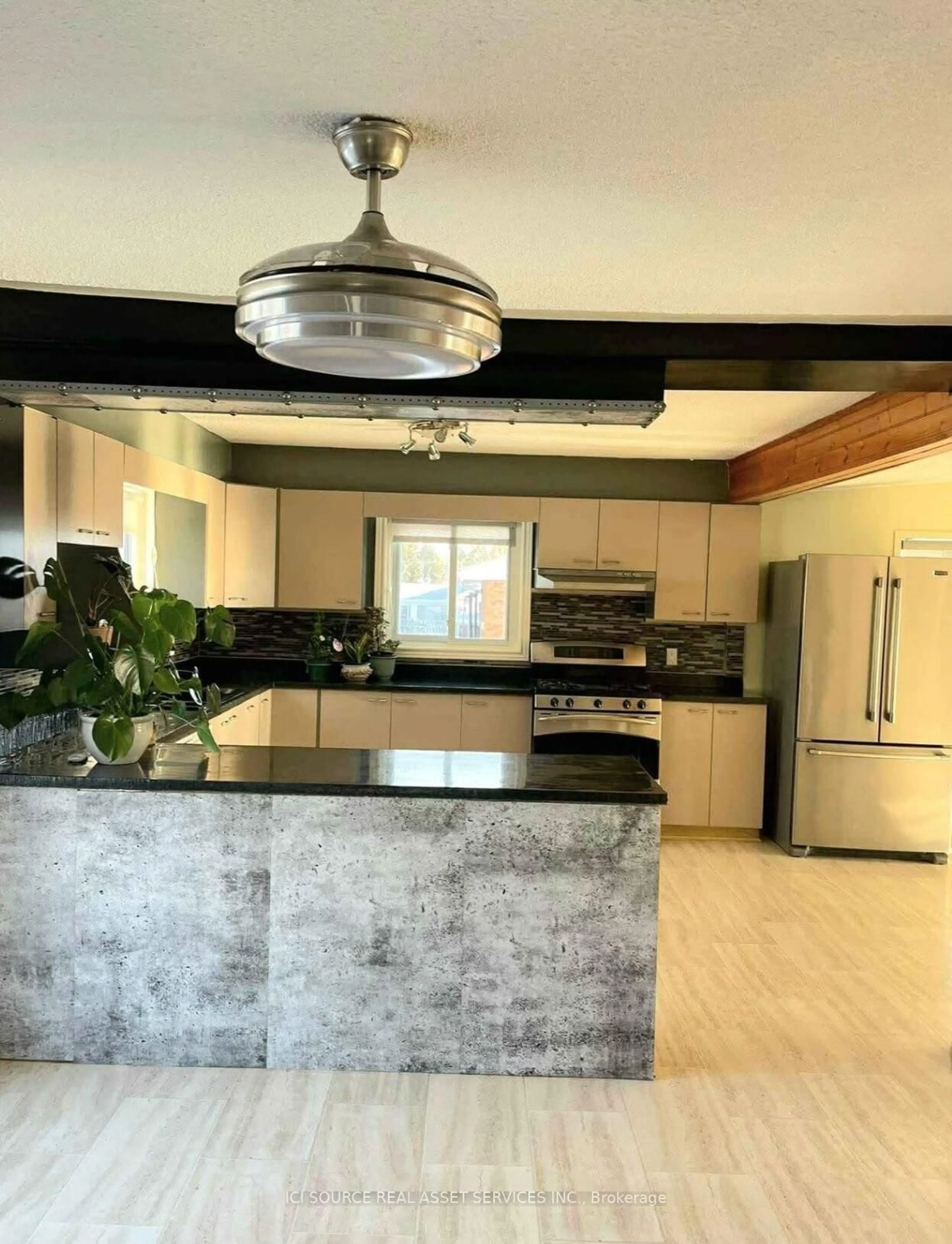 Open concept kitchen, cement floor for 289 Dovercourt Rd, West Nipissing Ontario P2B 3J2