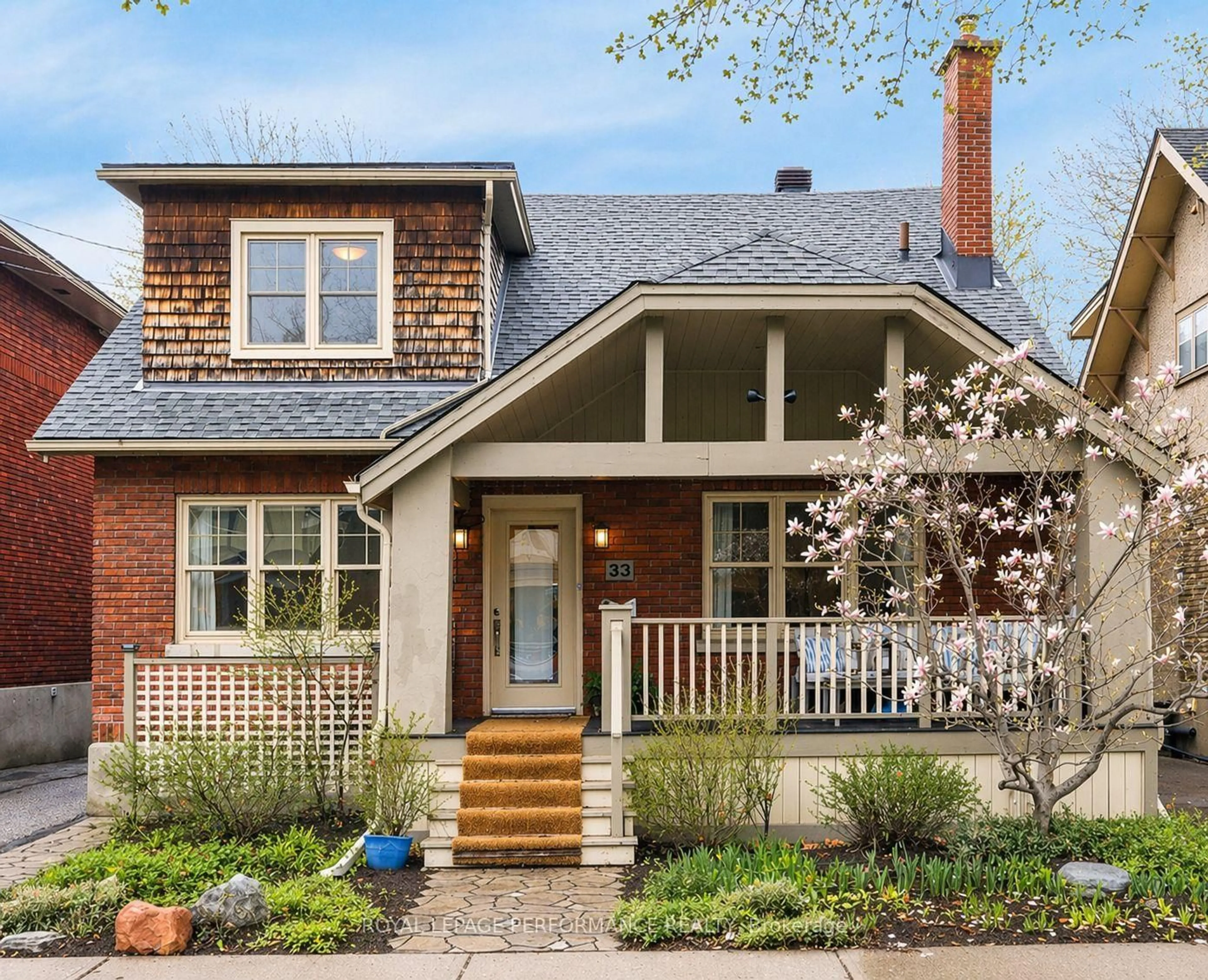 Home with brick exterior material, street for 33 Ossington Ave, Ottawa Ontario K1S 3B3