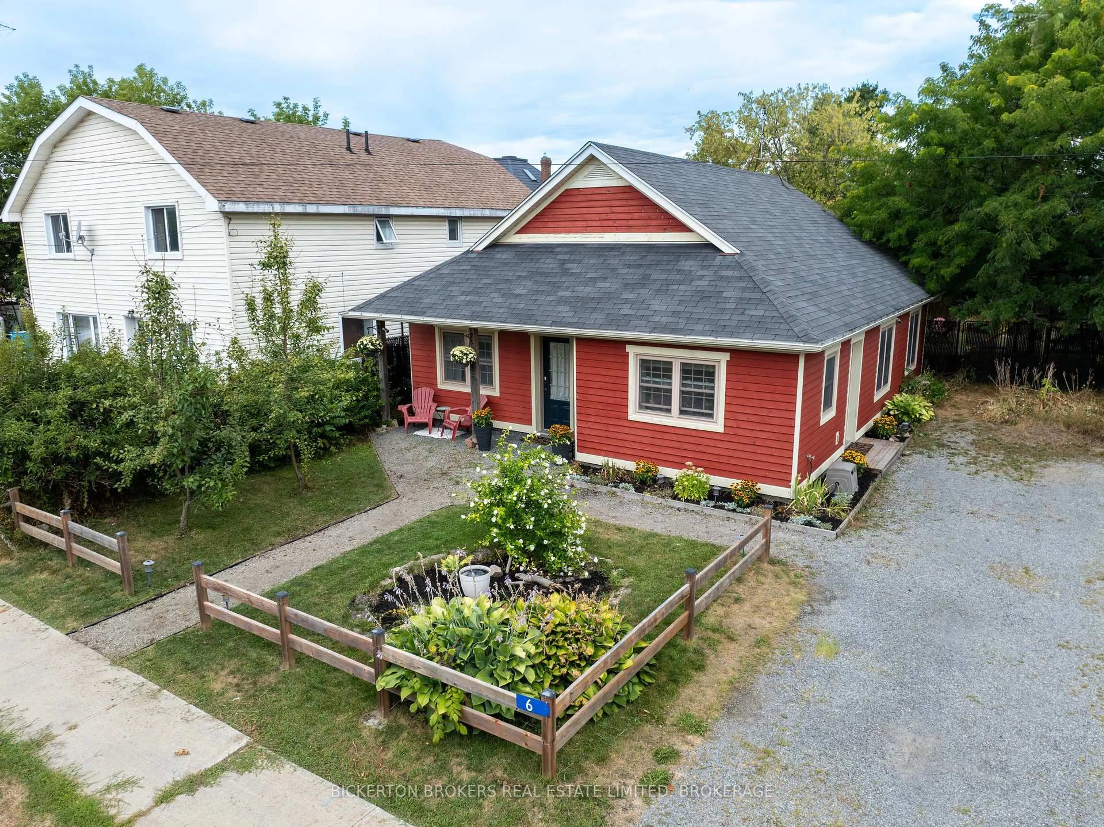 A pic from outside/outdoor area/front of a property/back of a property/a pic from drone, street for 6 Yonge St, Lansdowne Village Ontario K0E 1L0