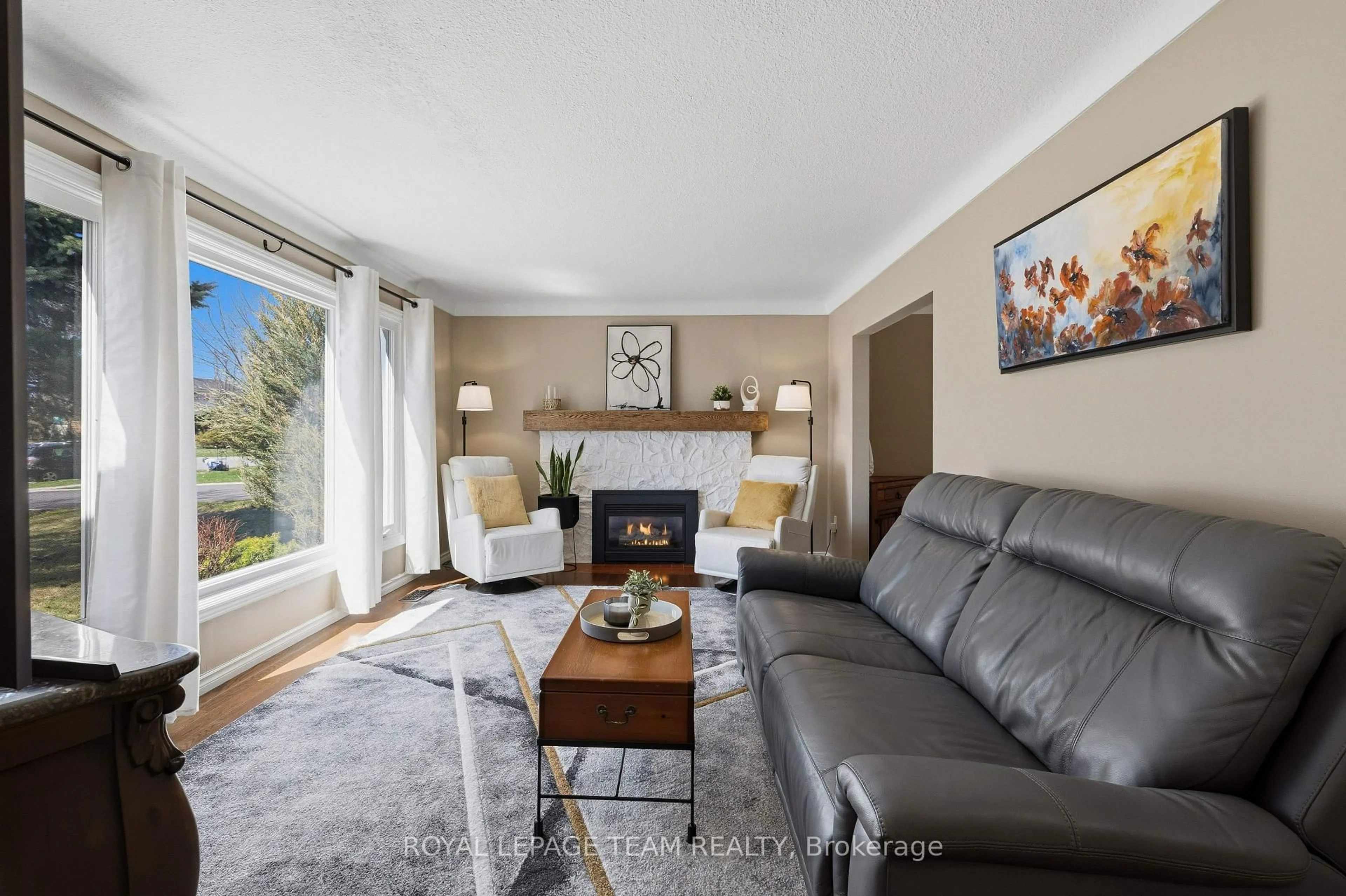 Living room with furniture, unknown for 128 Welborne Ave, Kingston Ontario K7M 4E9