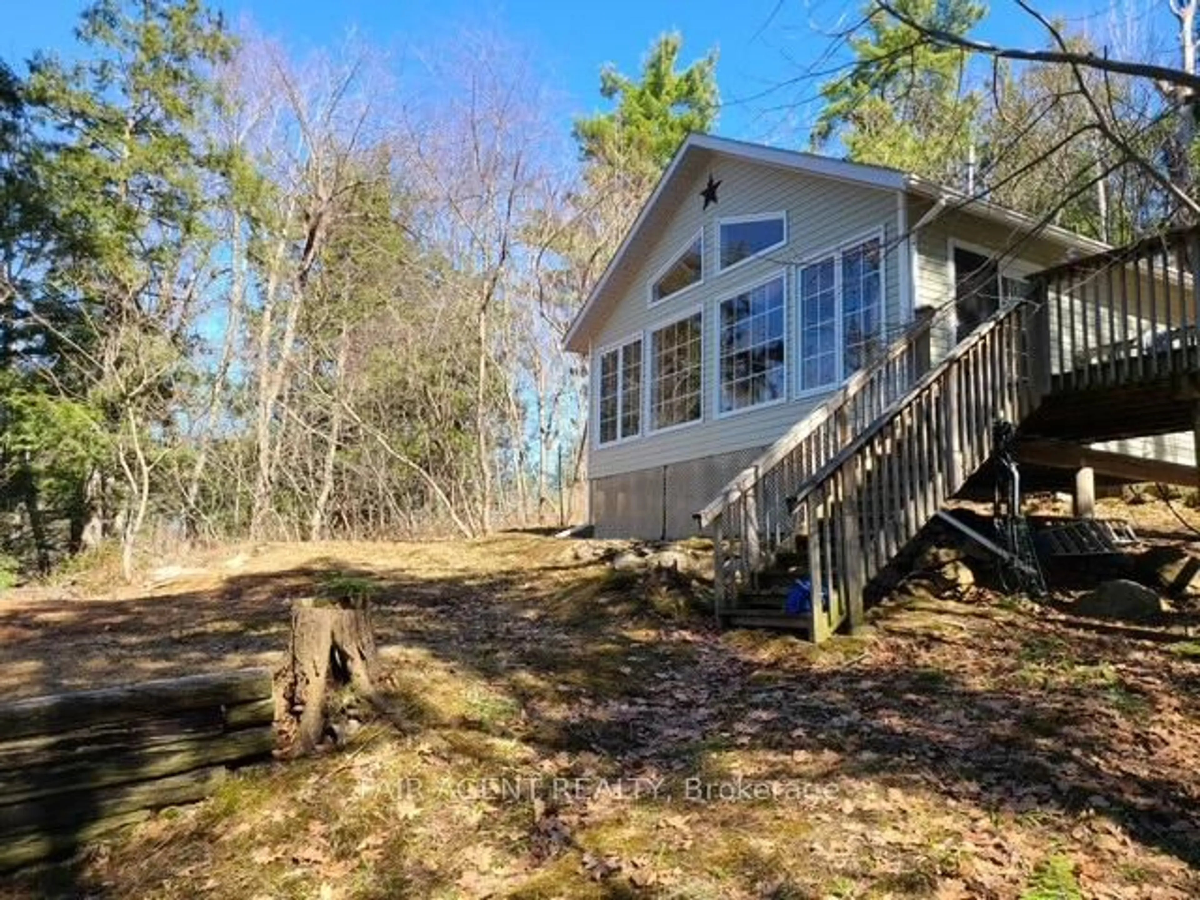 Unknown for 25 GOODS ISLAND, Tichborne Ontario K0H 2V0