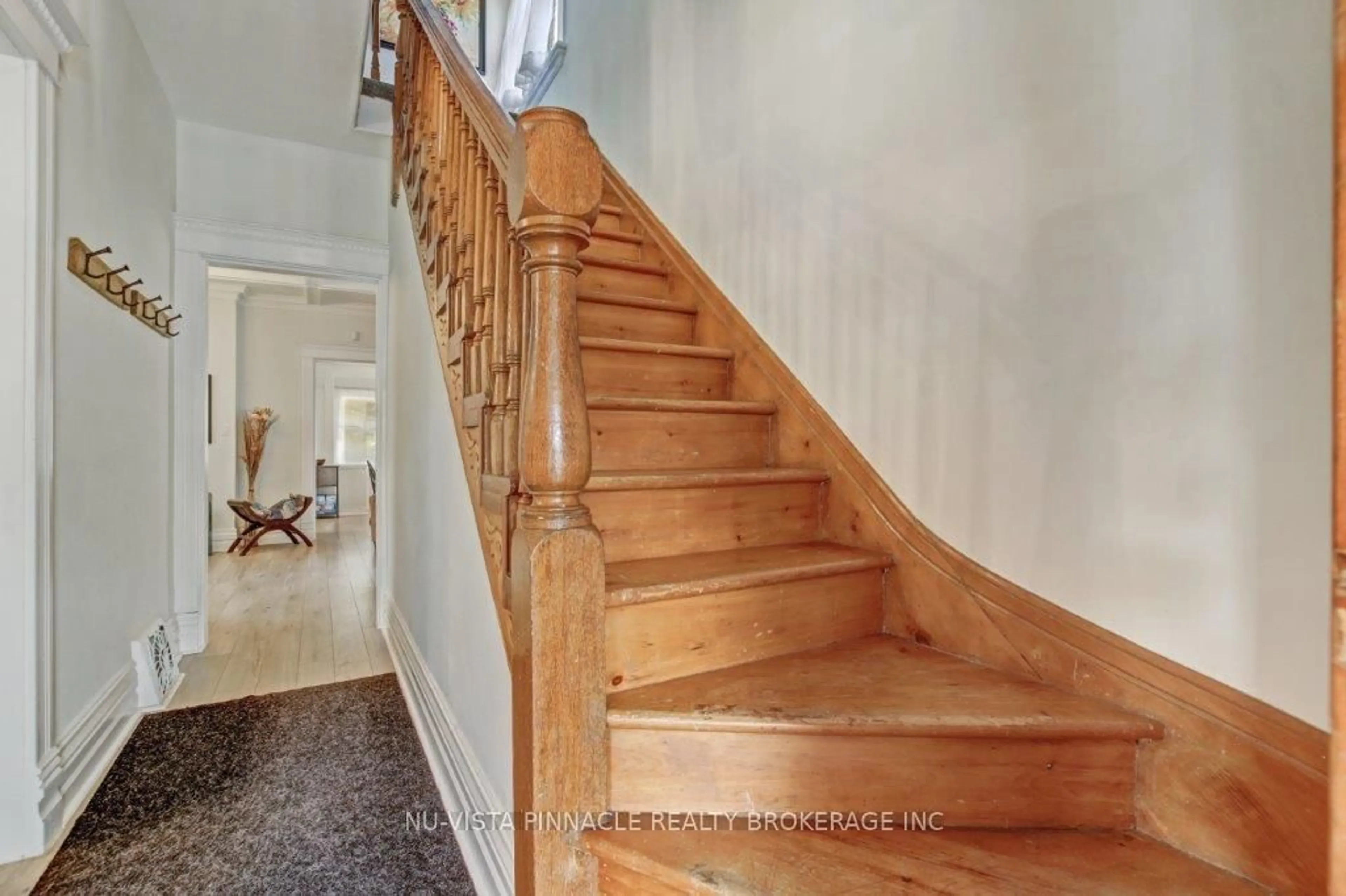 Stairs for 9 Sycamore St, London East Ontario N5Z 1K6