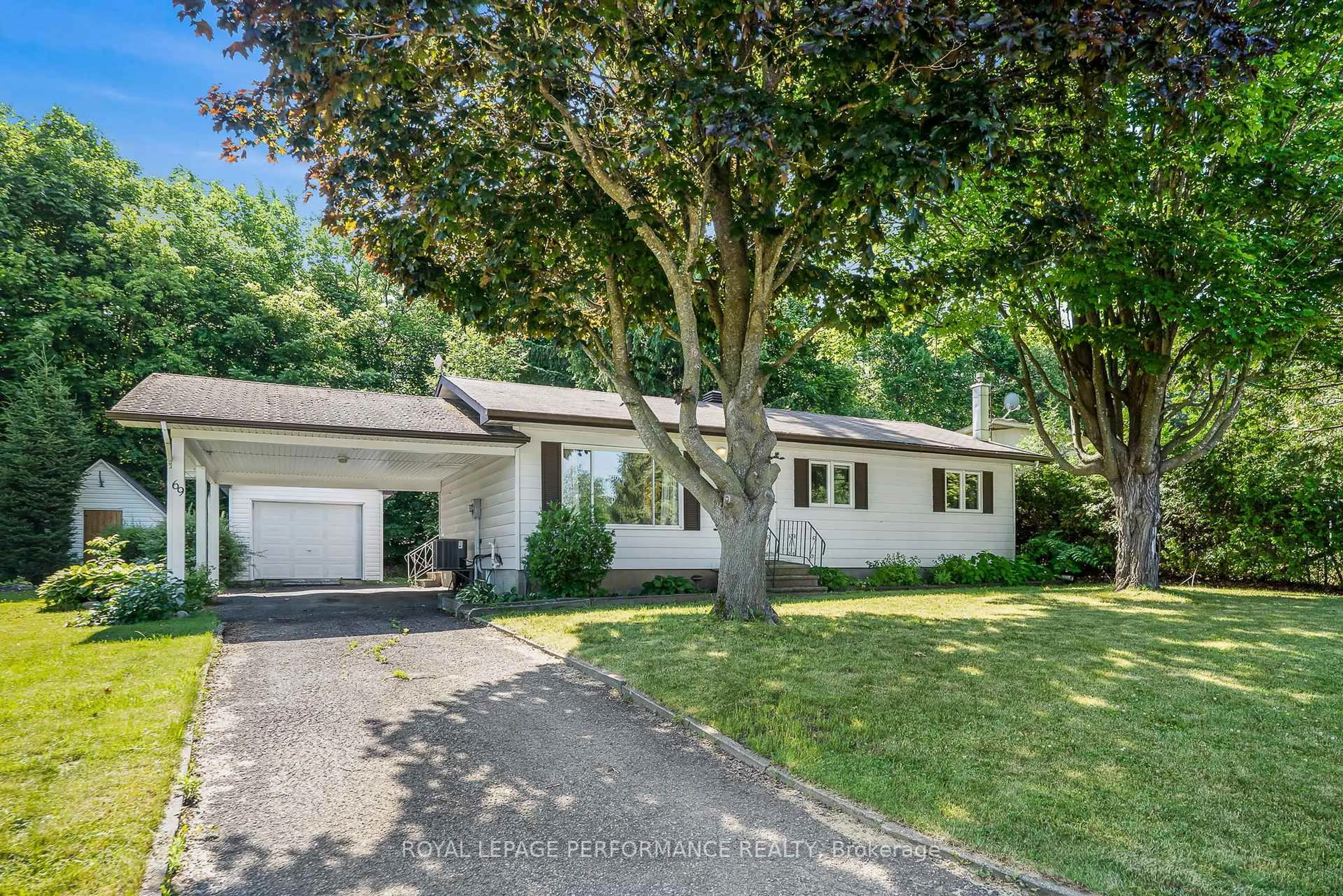 A pic from outside/outdoor area/front of a property/back of a property/a pic from drone, street for 69 Home Ave, Champlain Ontario K0B 1R0