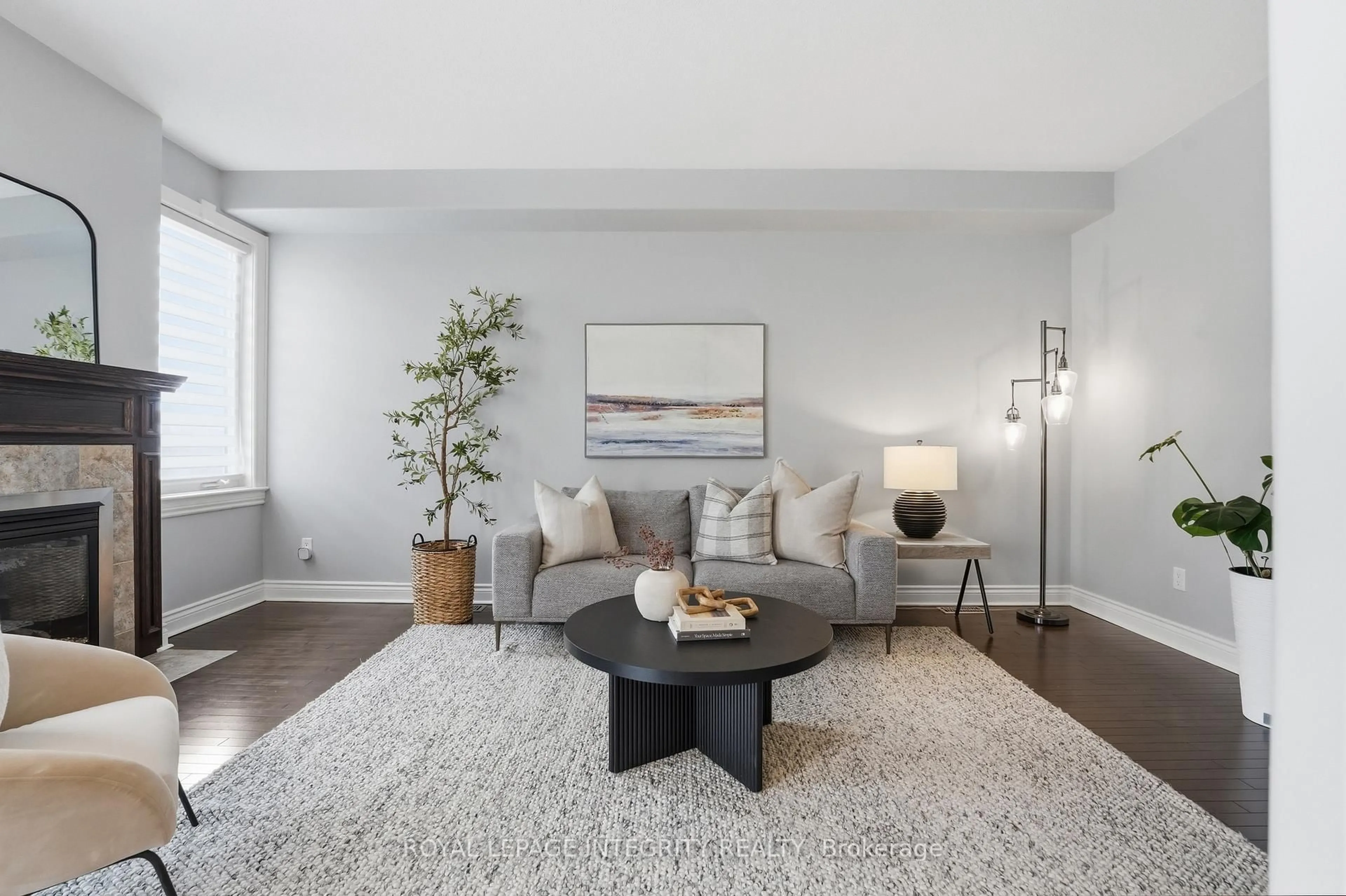 Living room with furniture, carpet floor for 113 Thivierge Crt, Clarence-Rockland Ontario K4K 0E7