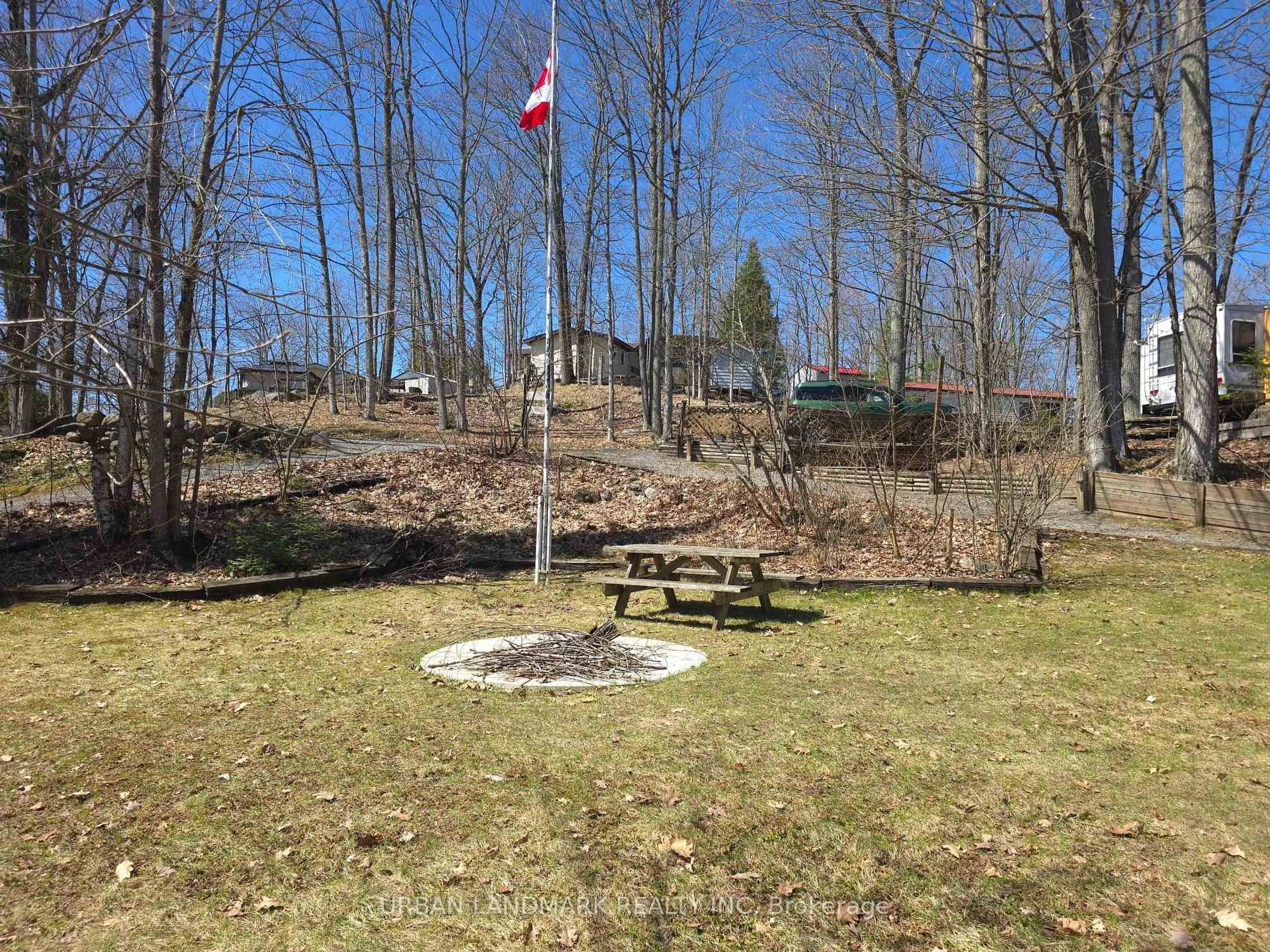 Patio, unknown for 302 Quin Mo Lac Rd #135A, Madoc Ontario K0K 2K0