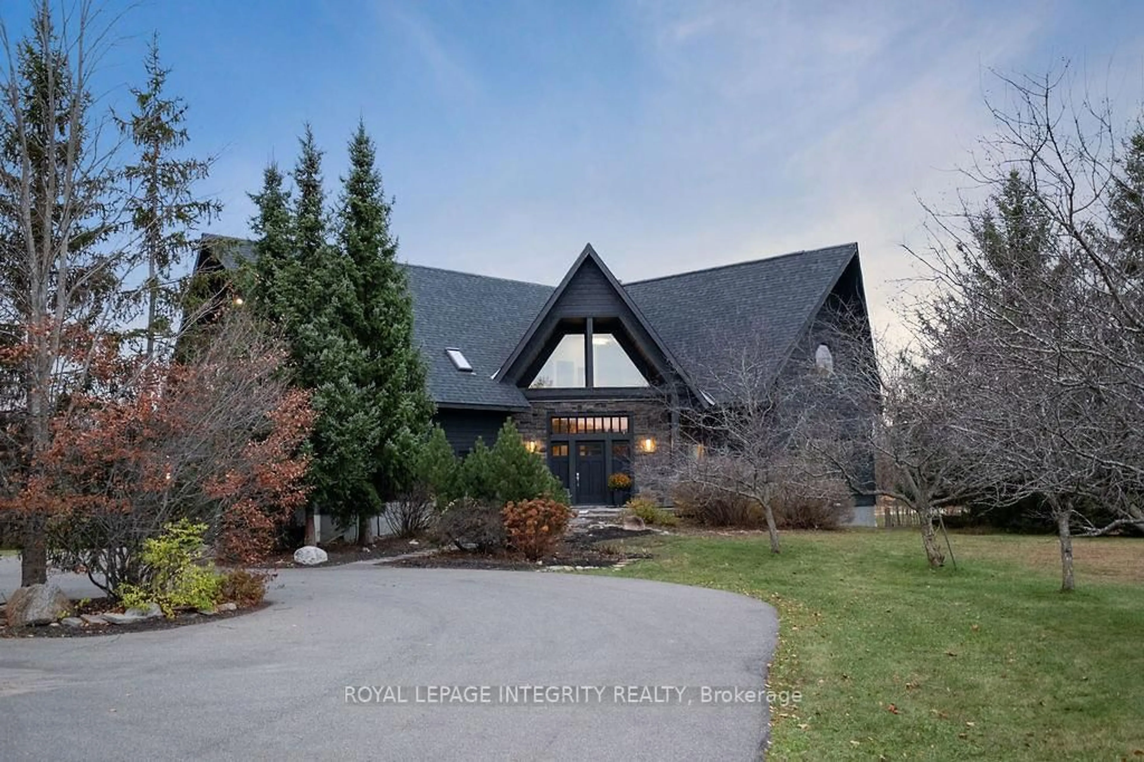 Unknown for 11 Brads Crt, Ottawa Ontario K2S 1V2