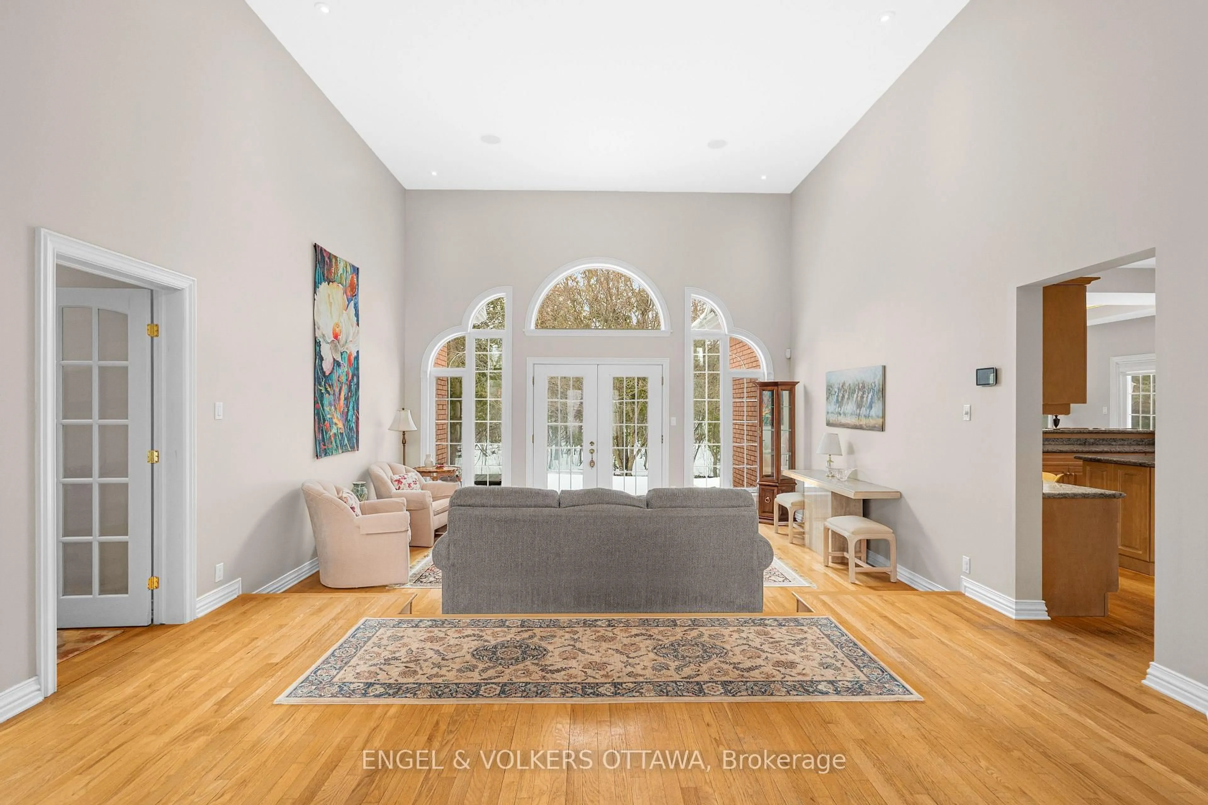 Unknown for 5 Countryside Green, Ottawa Ontario K2R 1B5